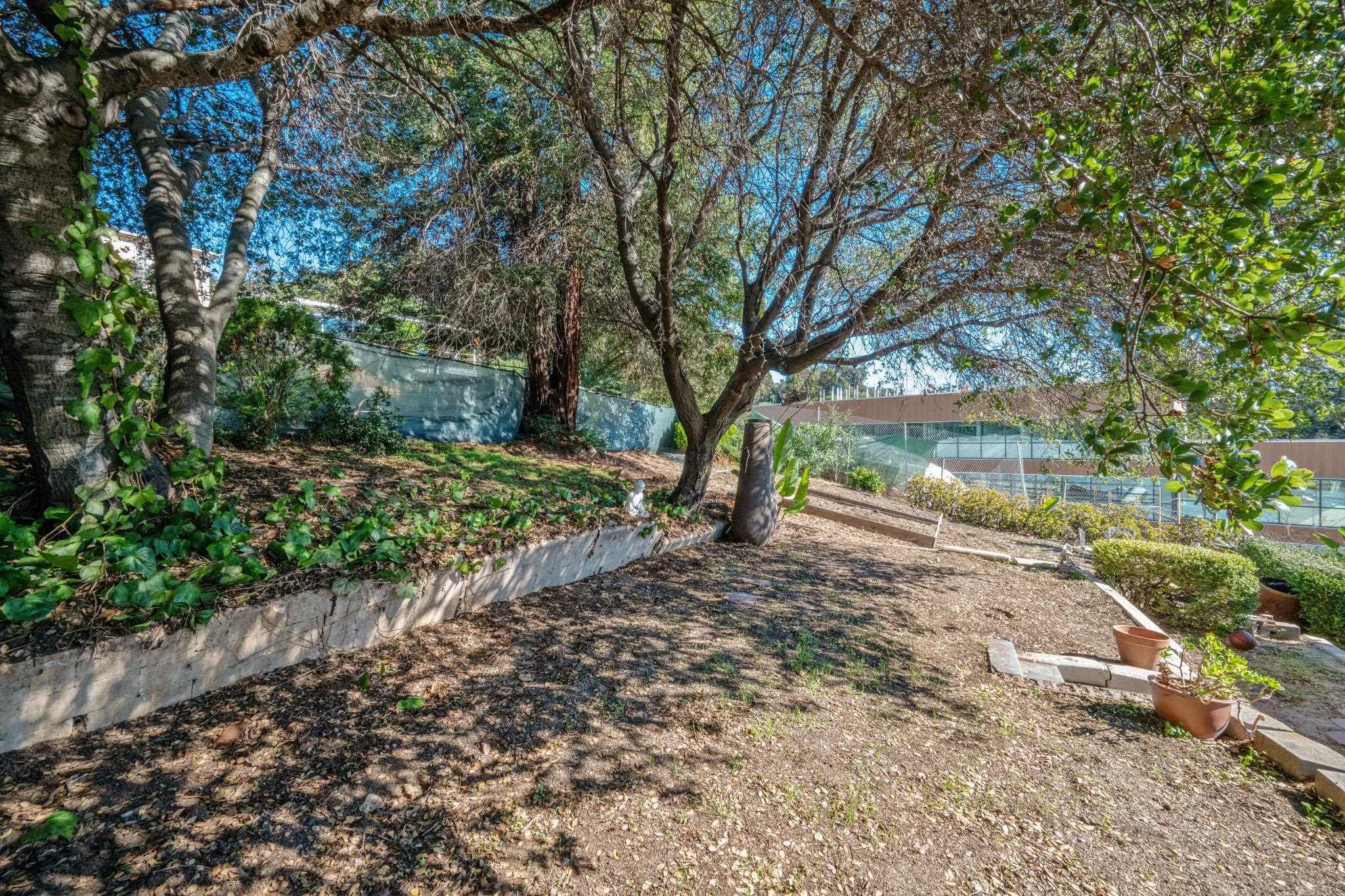 Detail Gallery Image 49 of 52 For 10768 Sheldon St, Oakland,  CA 94605 - 3 Beds | 2 Baths