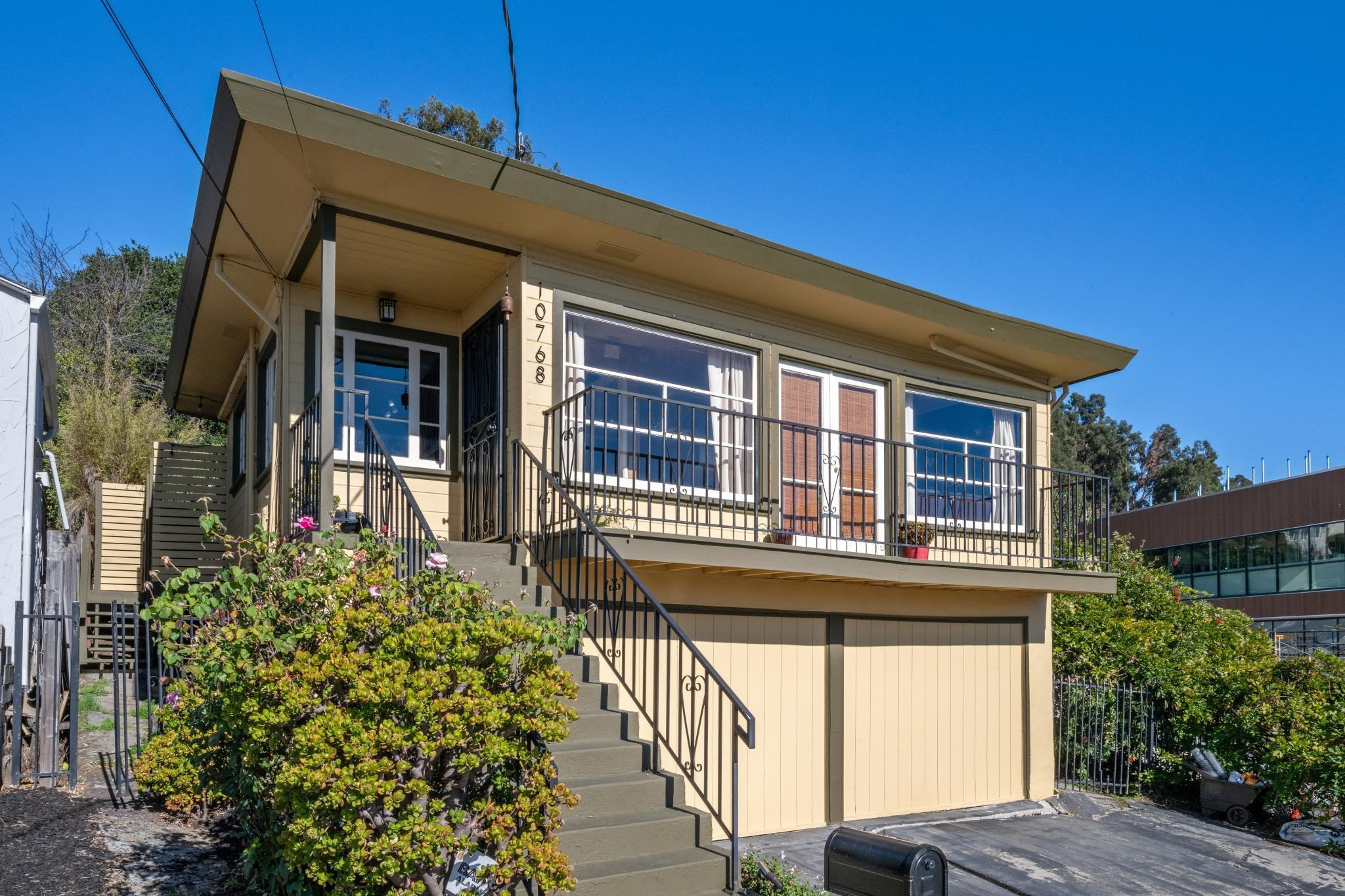 Detail Gallery Image 52 of 52 For 10768 Sheldon St, Oakland,  CA 94605 - 3 Beds | 2 Baths