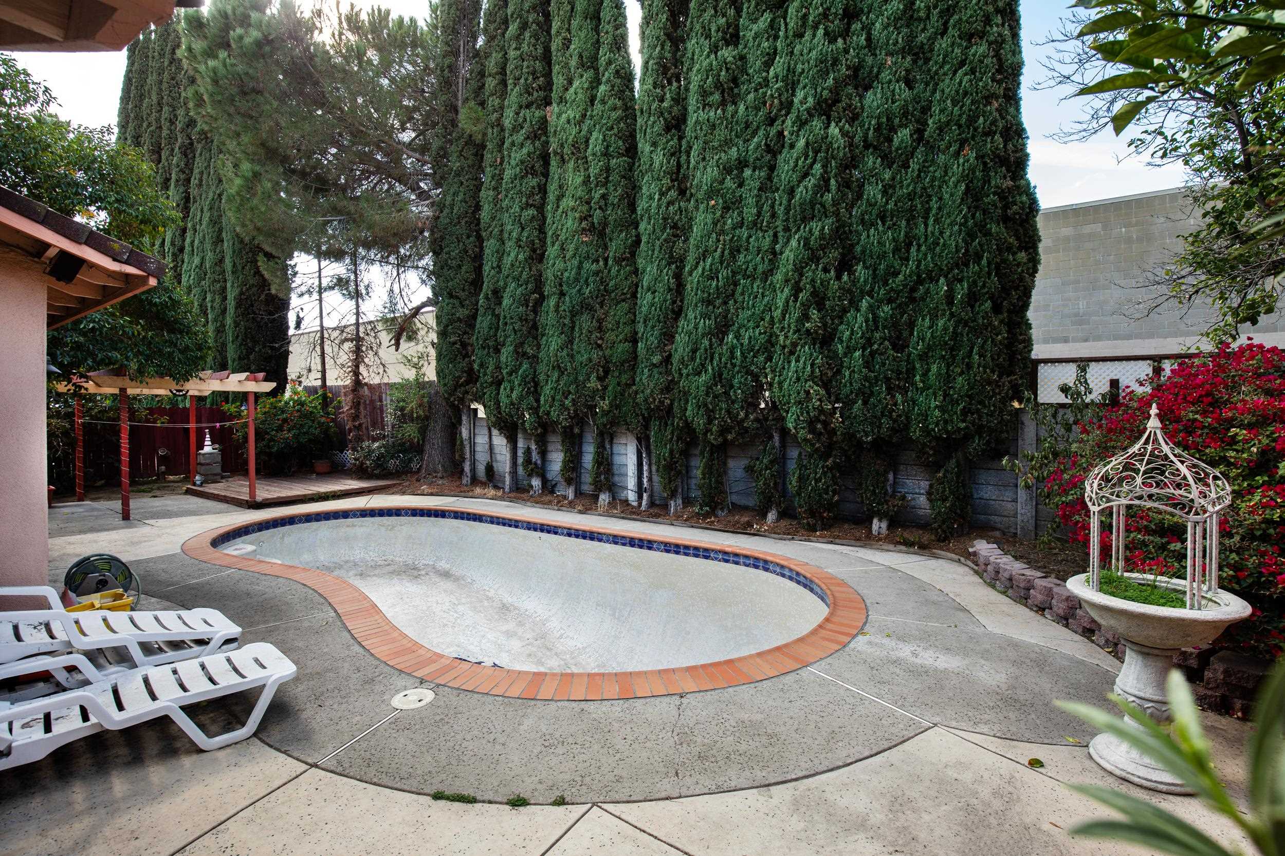 Detail Gallery Image 5 of 56 For 3241 Arnaudo Ln, Tracy,  CA 95376 - 3 Beds | 2/1 Baths