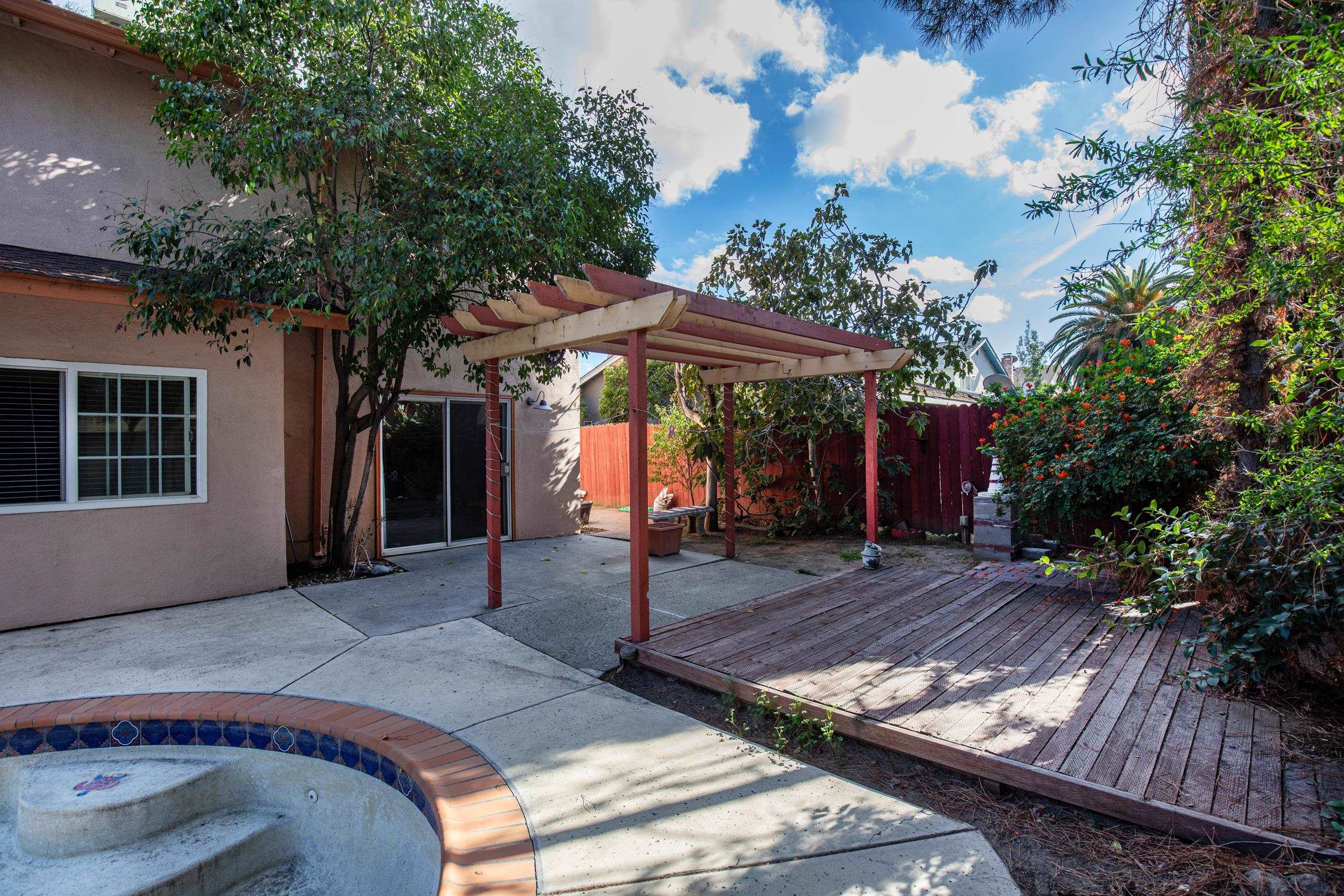 Detail Gallery Image 10 of 56 For 3241 Arnaudo Ln, Tracy,  CA 95376 - 3 Beds | 2/1 Baths