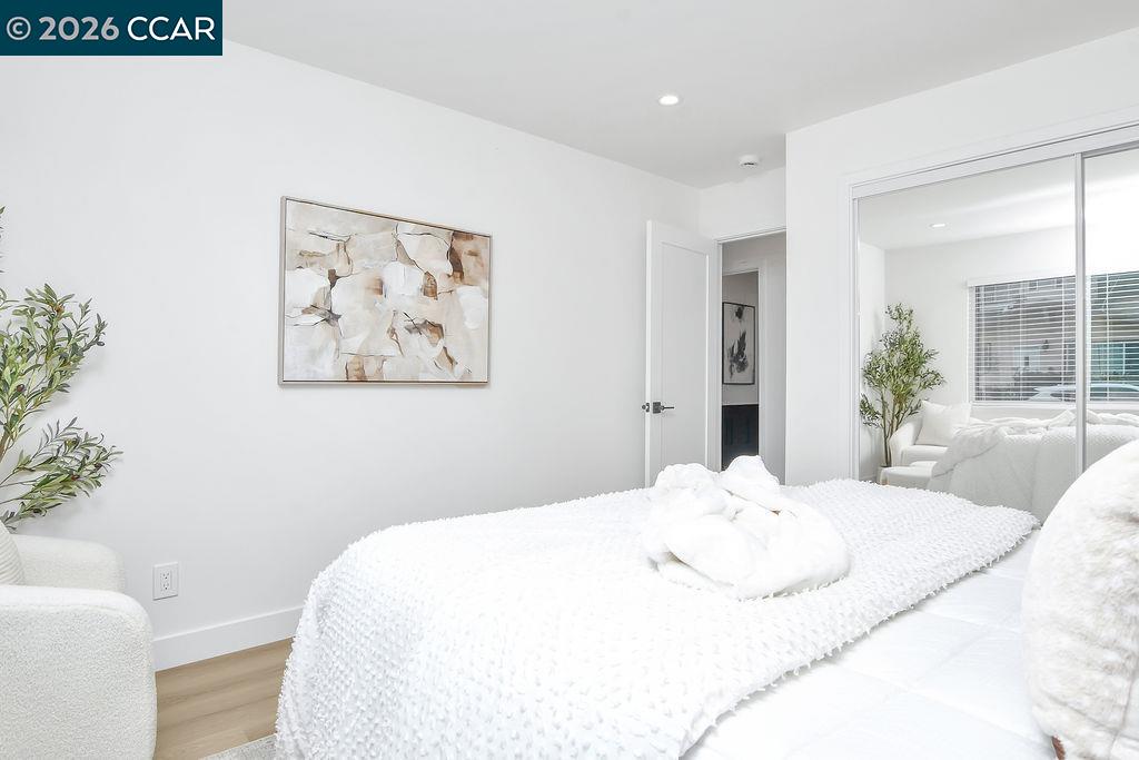 Detail Gallery Image 17 of 31 For 4129 Cabrilho Dr, Martinez,  CA 94555-3 - 3 Beds | 1 Baths