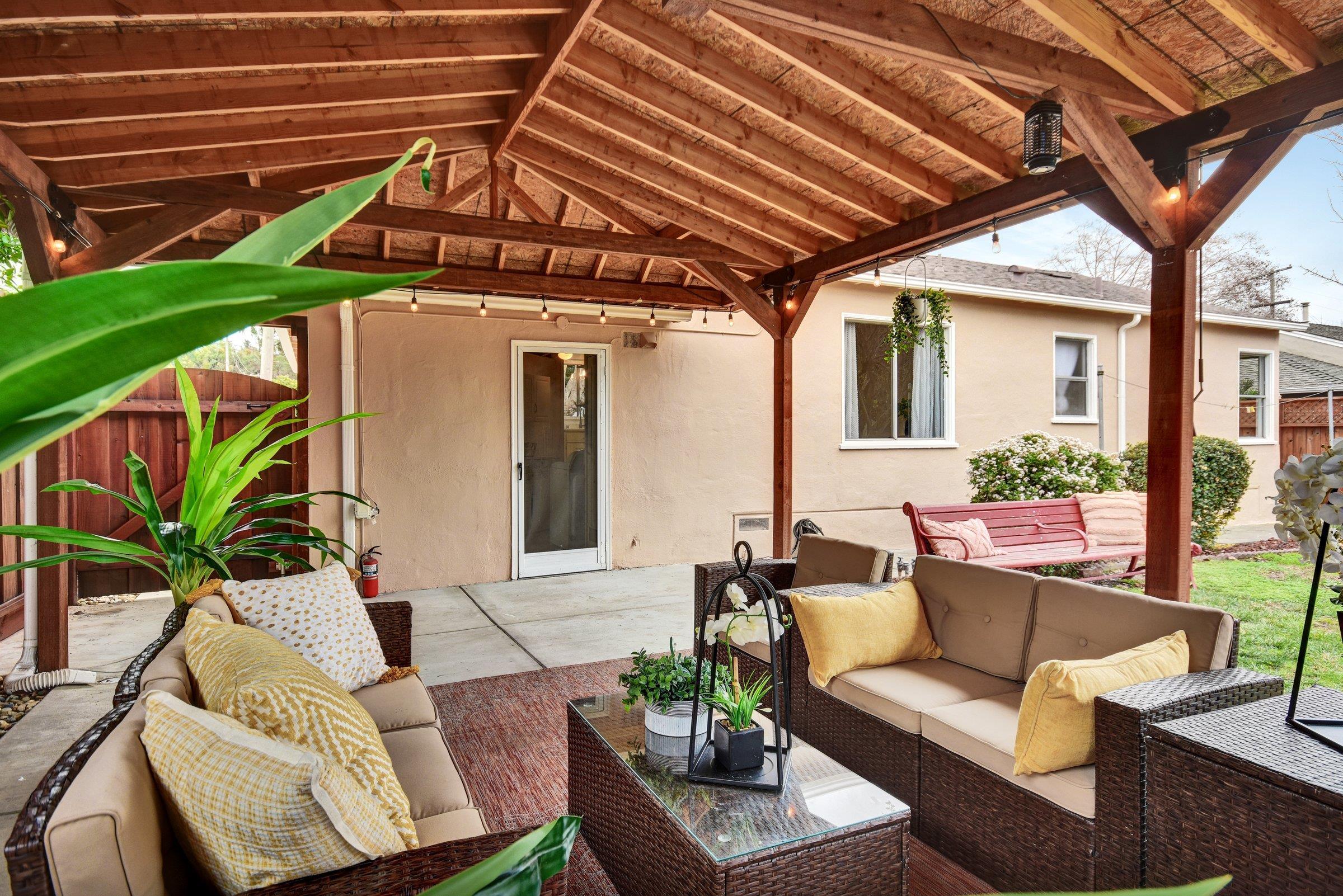 Detail Gallery Image 32 of 43 For 1757 143rd Ave, San Leandro,  CA 94578 - 2 Beds | 1 Baths