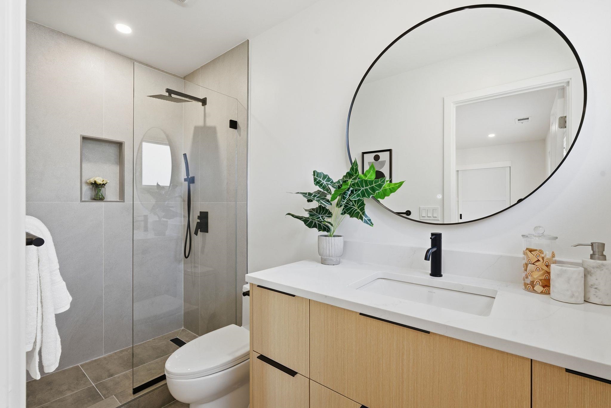 Detail Gallery Image 20 of 36 For 1594 Hallbrook Dr, San Jose,  CA 95118 - 4 Beds | 2 Baths