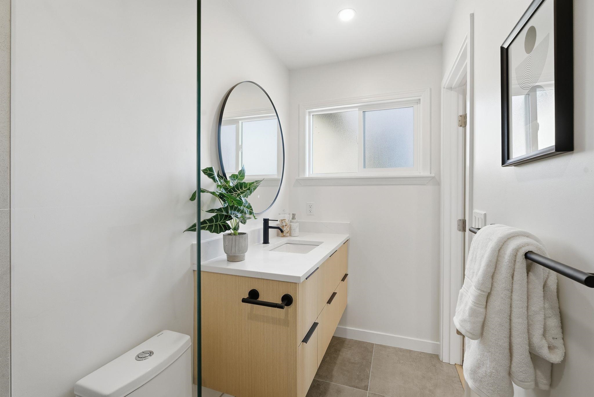 Detail Gallery Image 21 of 36 For 1594 Hallbrook Dr, San Jose,  CA 95118 - 4 Beds | 2 Baths