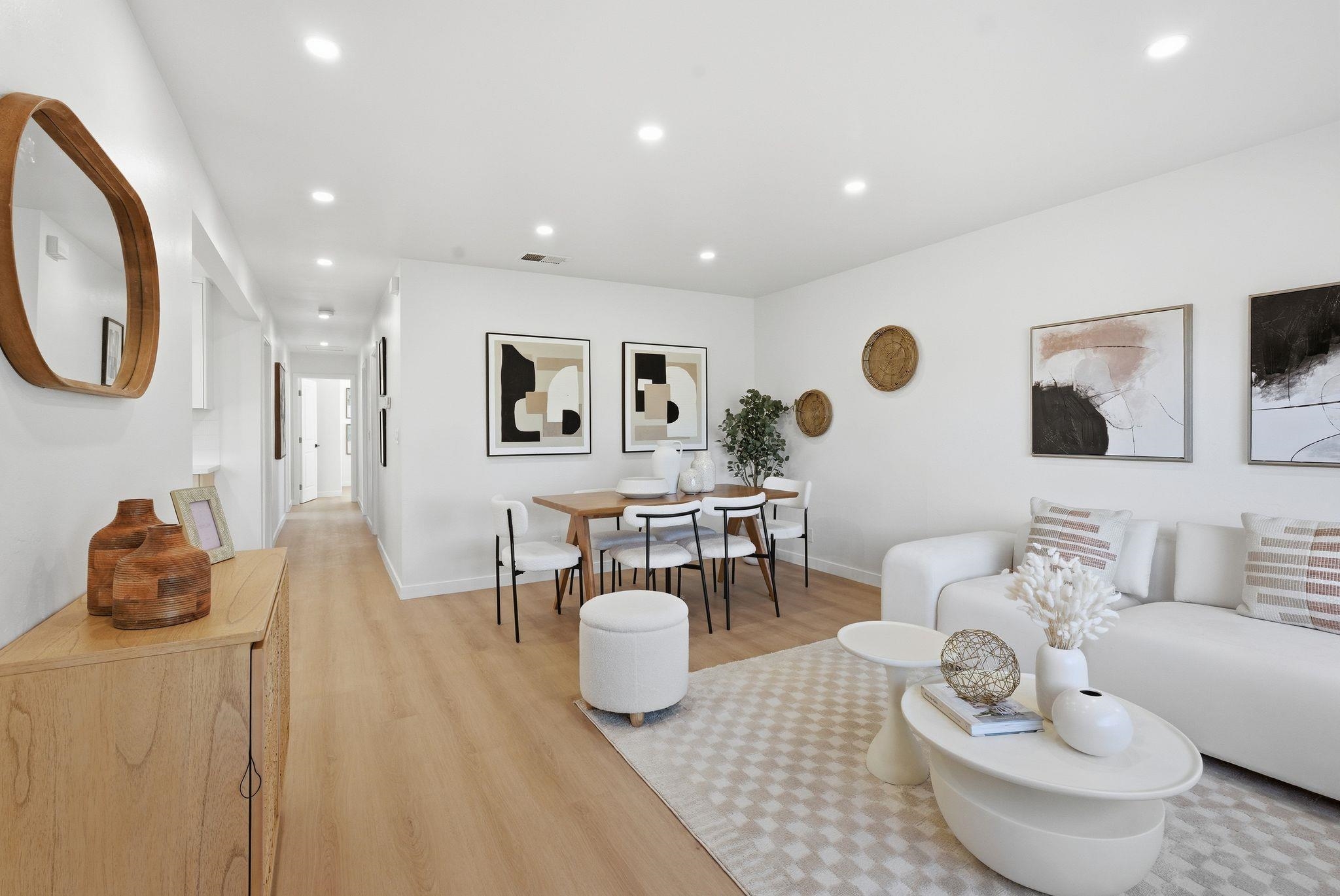 Detail Gallery Image 4 of 36 For 1594 Hallbrook Dr, San Jose,  CA 95118 - 4 Beds | 2 Baths