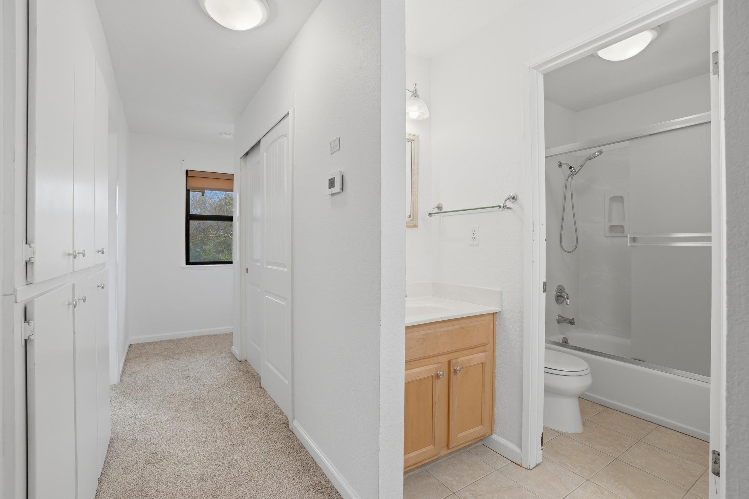 Detail Gallery Image 29 of 43 For 3401 Bermuda #6,  Davis,  CA 95616 - 3 Beds | 1/1 Baths