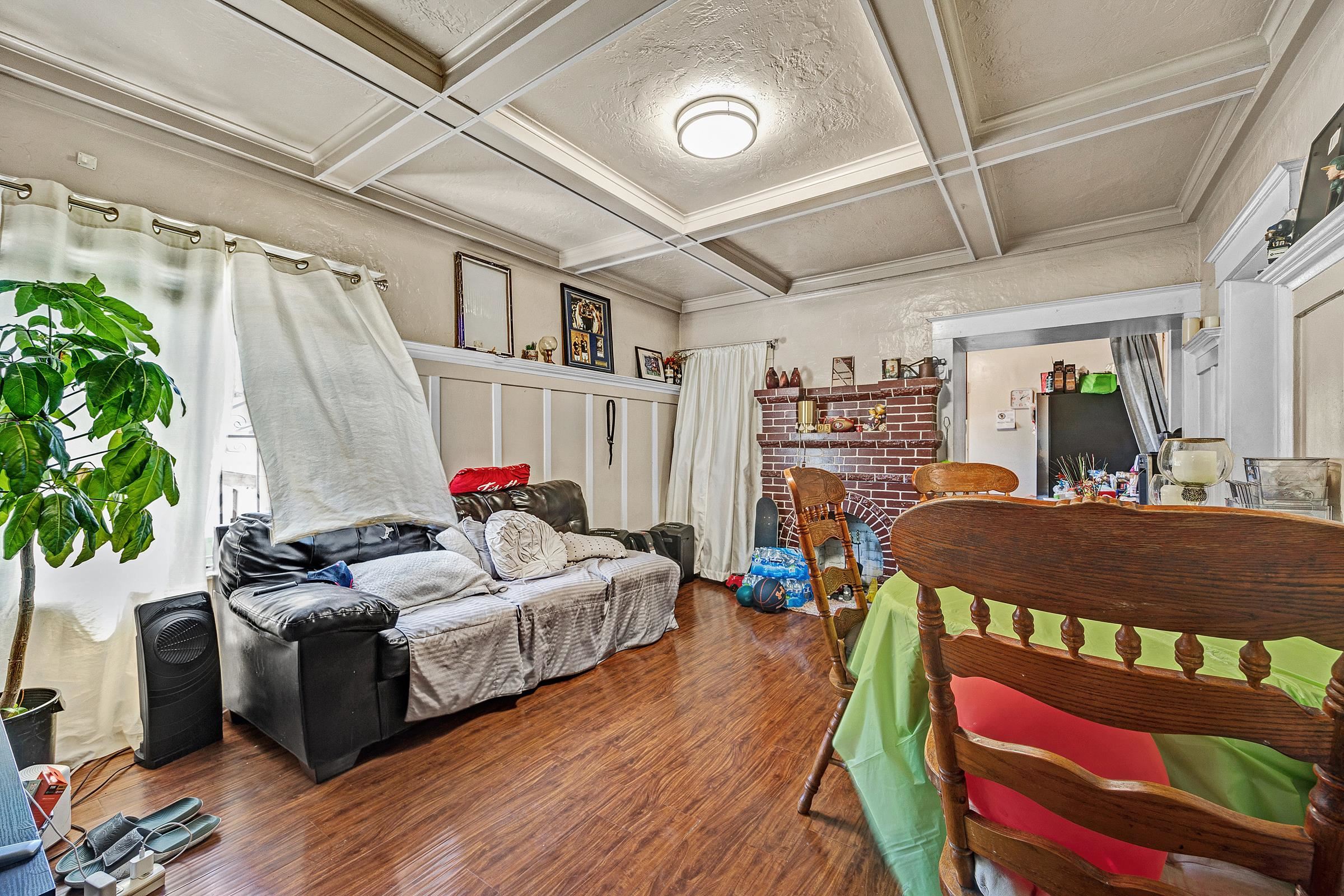 Detail Gallery Image 12 of 42 For 2309 High St, Oakland,  CA 94601 - 3 Beds | 2/1 Baths