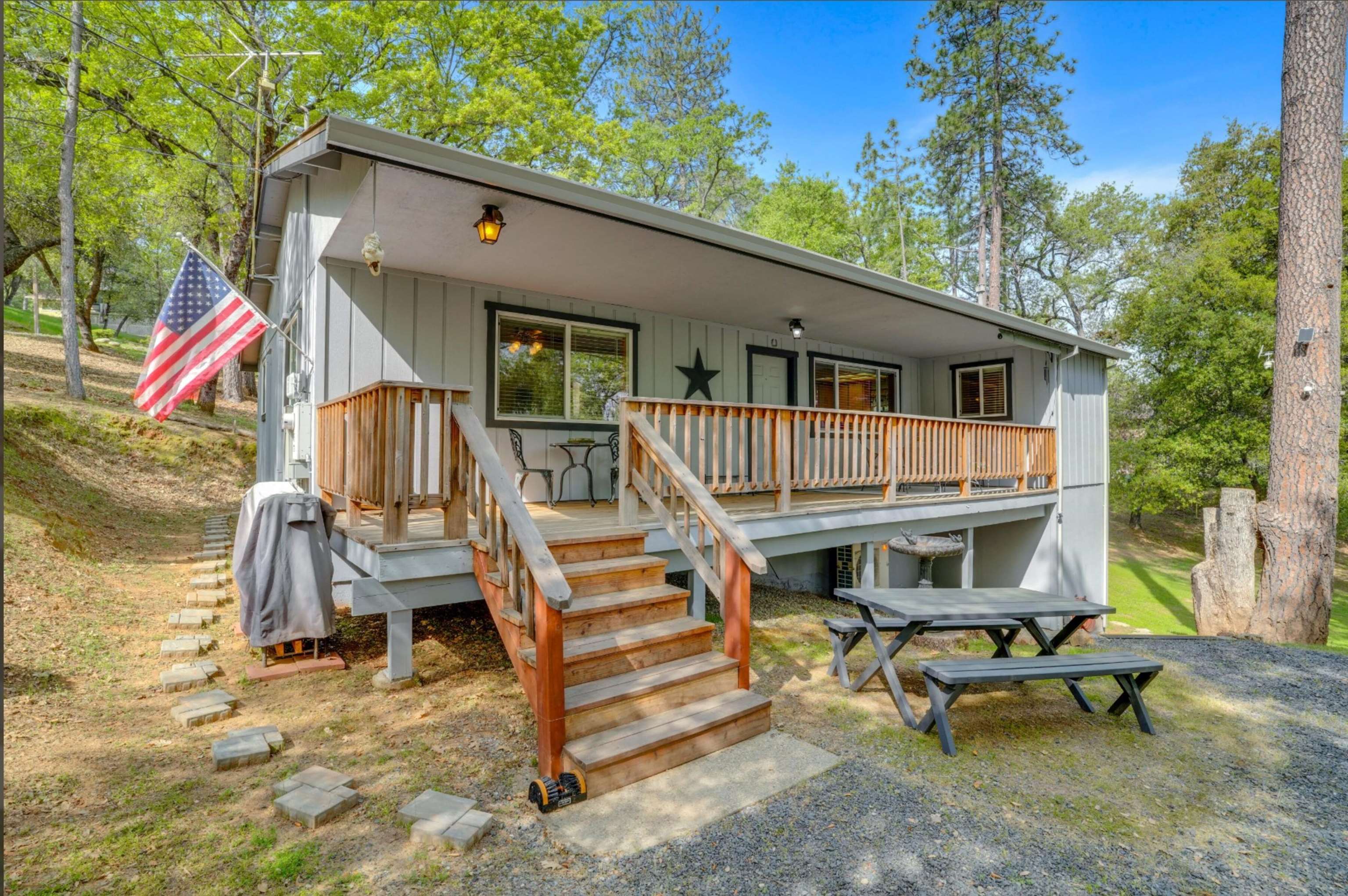 Detail Gallery Image 26 of 56 For 18996 Digger Pine St., Groveland,  CA 95321 - 2 Beds | 2 Baths