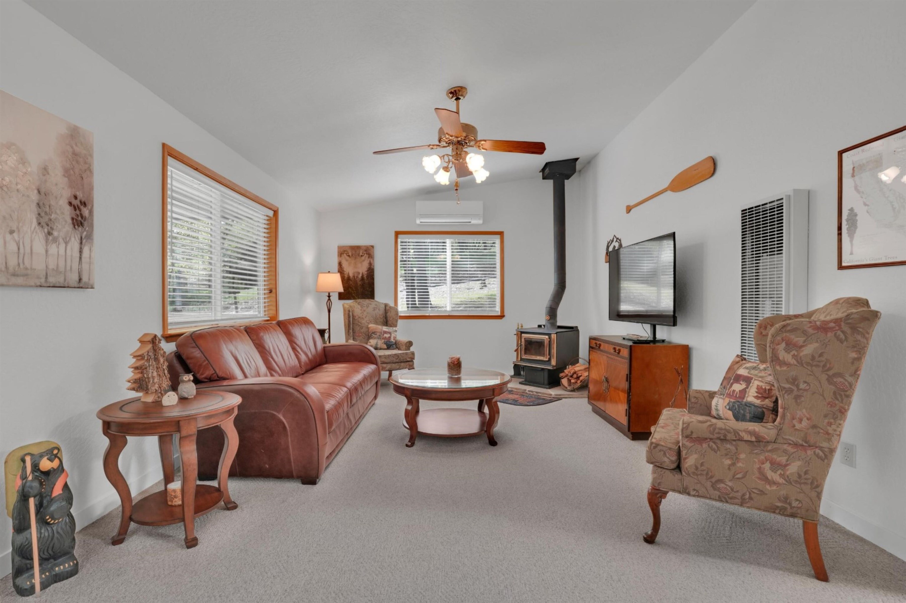 Detail Gallery Image 7 of 56 For 18996 Digger Pine St., Groveland,  CA 95321 - 2 Beds | 2 Baths