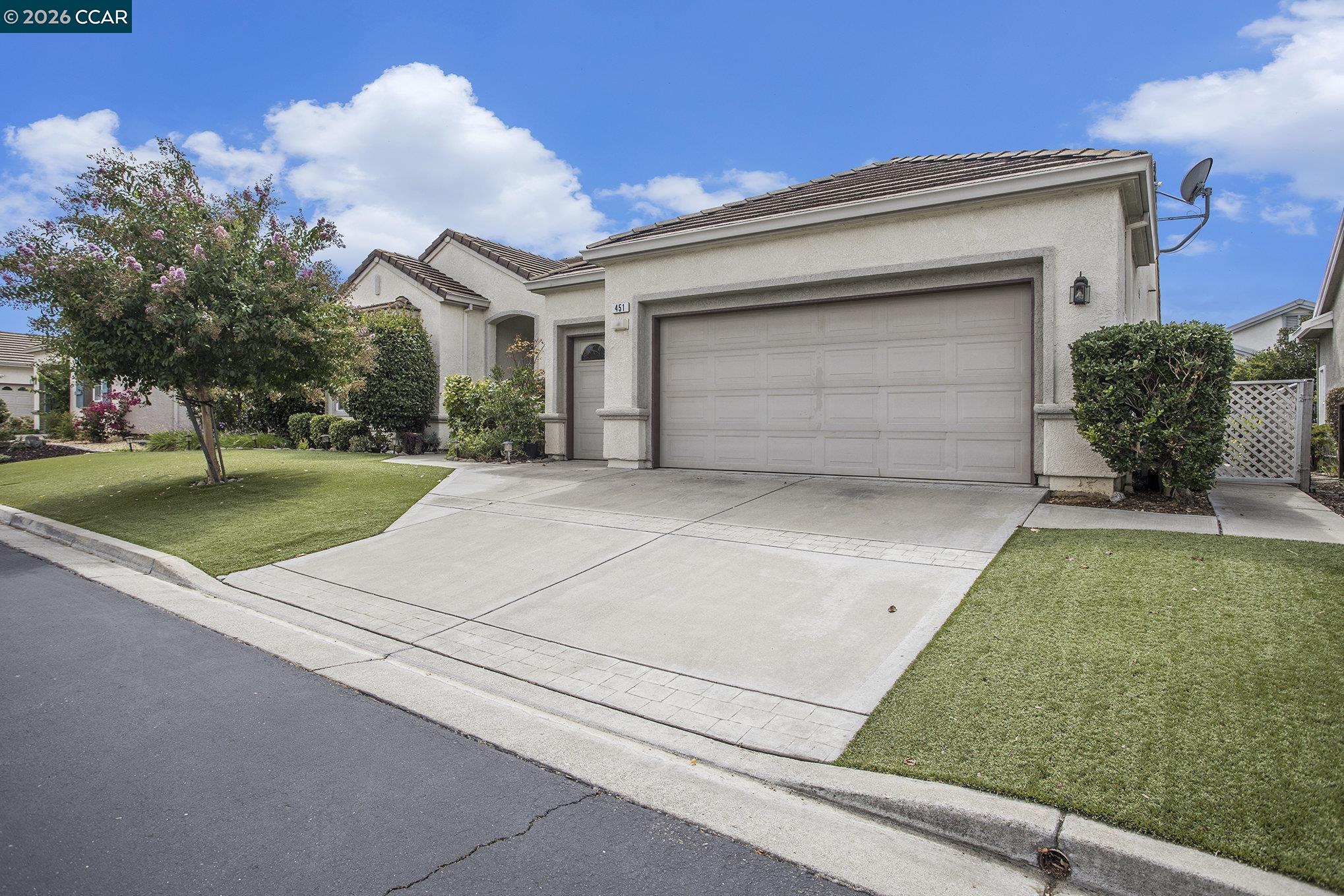 Detail Gallery Image 3 of 36 For 451 Tayberry Ln, Brentwood,  CA 94513 - 2 Beds | 2/1 Baths