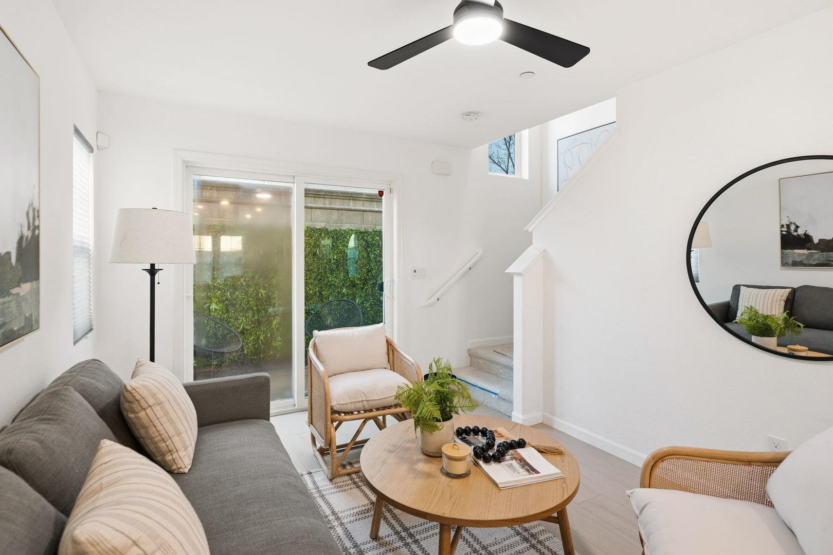 Detail Gallery Image 12 of 22 For 710 Ashwick Loop, Sacramento,  CA 95823 - 3 Beds | 1/1 Baths