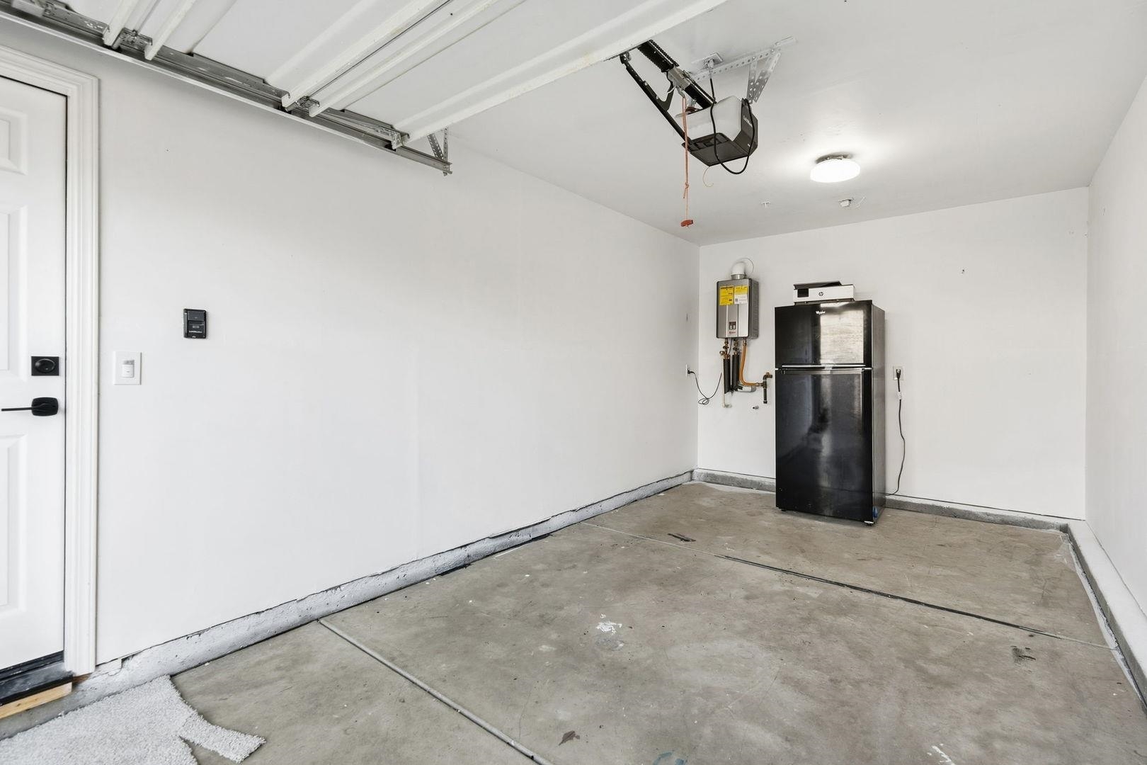 Detail Gallery Image 19 of 22 For 710 Ashwick Loop, Sacramento,  CA 95823 - 3 Beds | 1/1 Baths