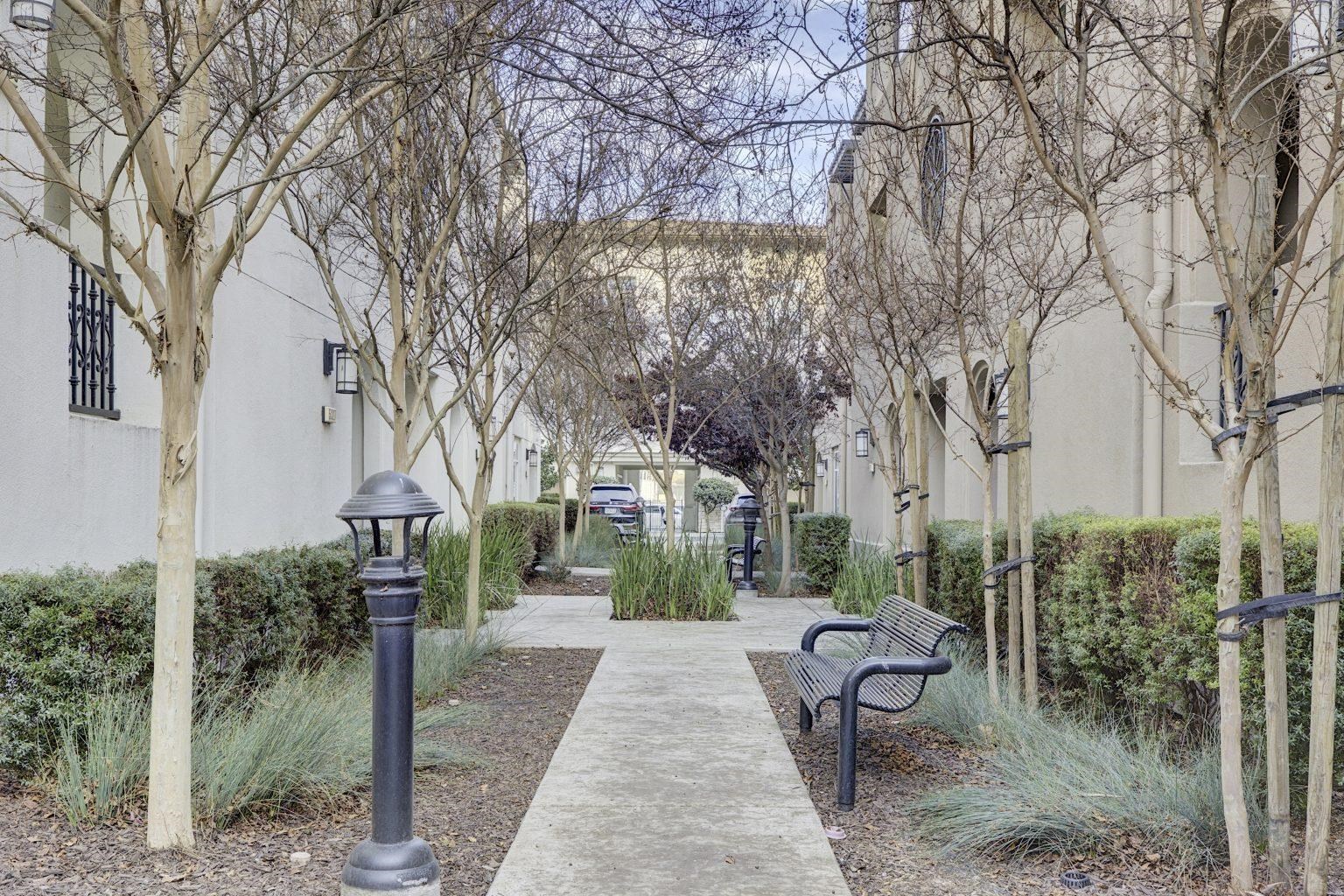 Photo #3: 41121497 Listing: Photo #3