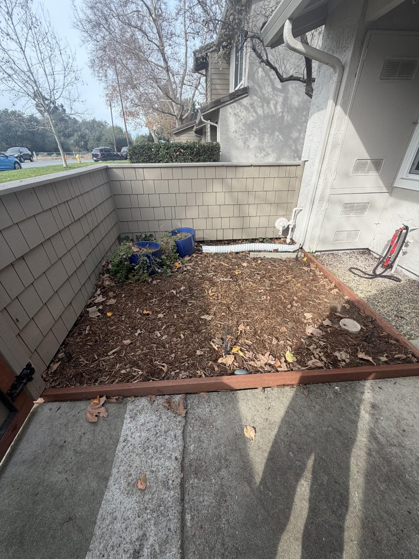 Detail Gallery Image 2 of 17 For 2925 Wycliffe Ct, San Jose,  CA 95148 - 2 Beds | 1/1 Baths