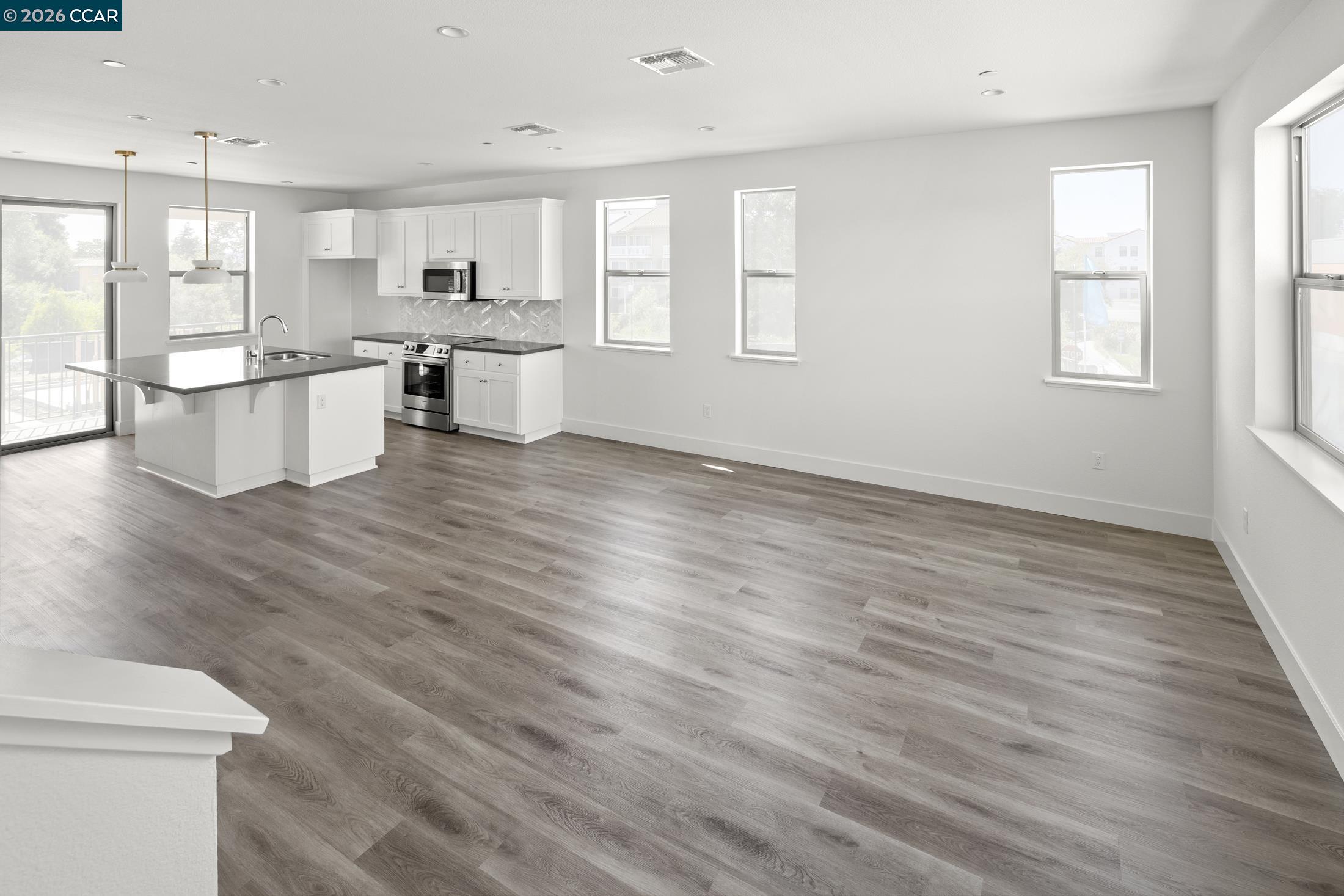 Detail Gallery Image 25 of 44 For 2802 Chattleton Lane, San Pablo,  CA 94806 - 3 Beds | 2/2 Baths