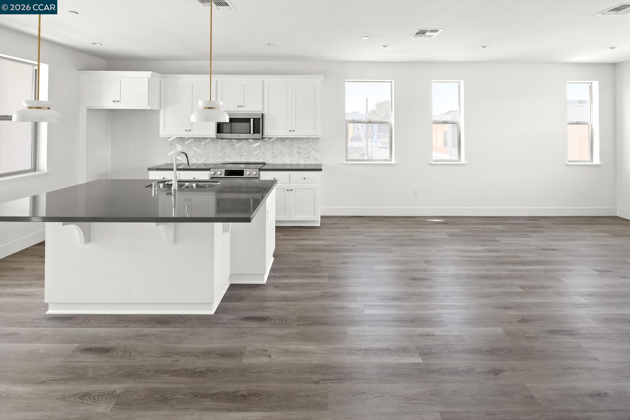 Detail Gallery Image 28 of 44 For 2802 Chattleton Lane, San Pablo,  CA 94806 - 3 Beds | 2/2 Baths