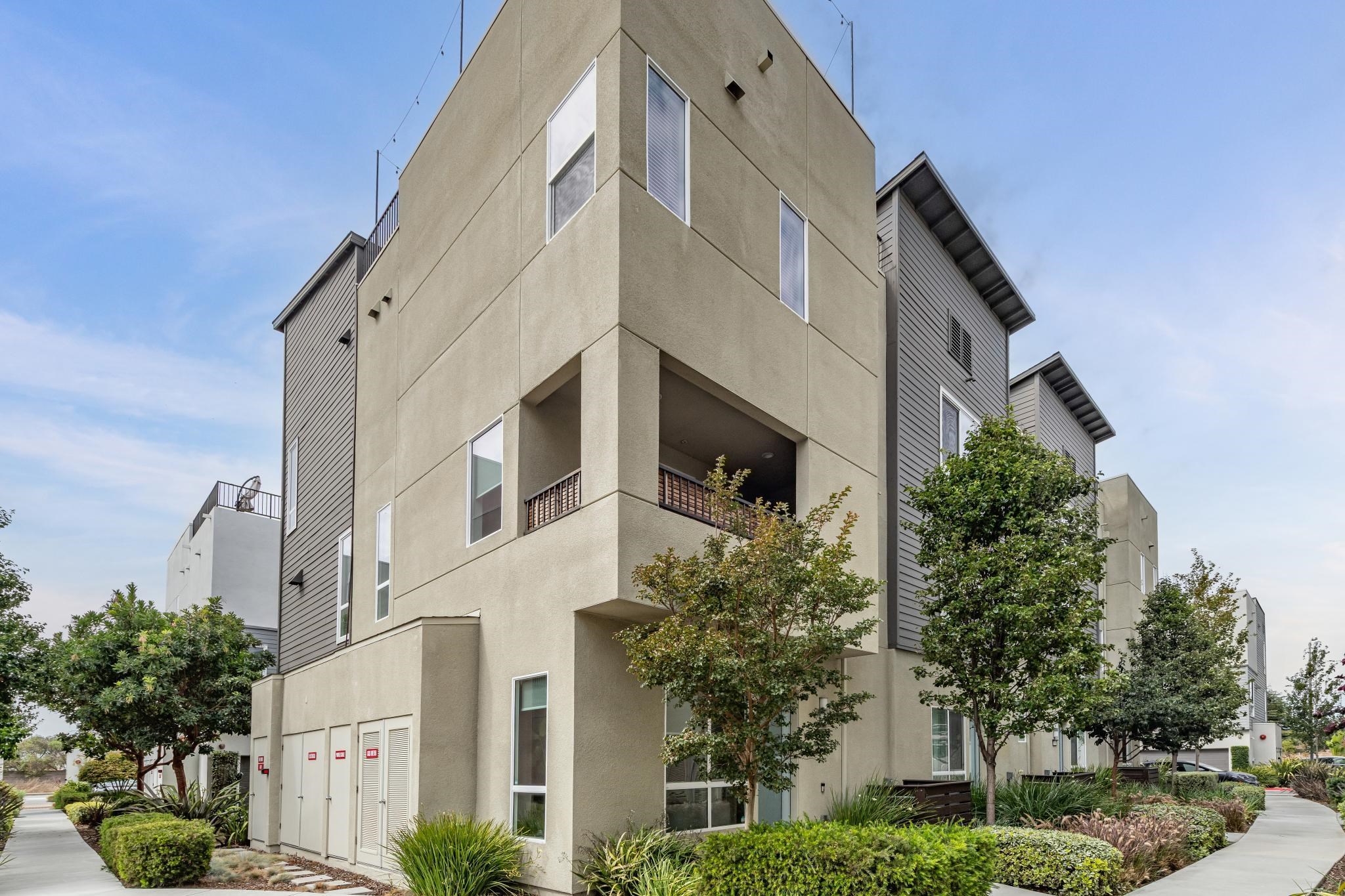 Photo #1: 41121501 Listing: Photo #1