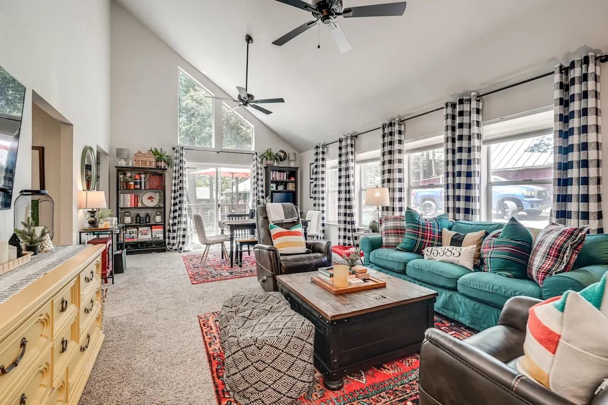 Detail Gallery Image 9 of 34 For 22894 Fuller, Twain Harte,  CA 95383 - 4 Beds | 3 Baths