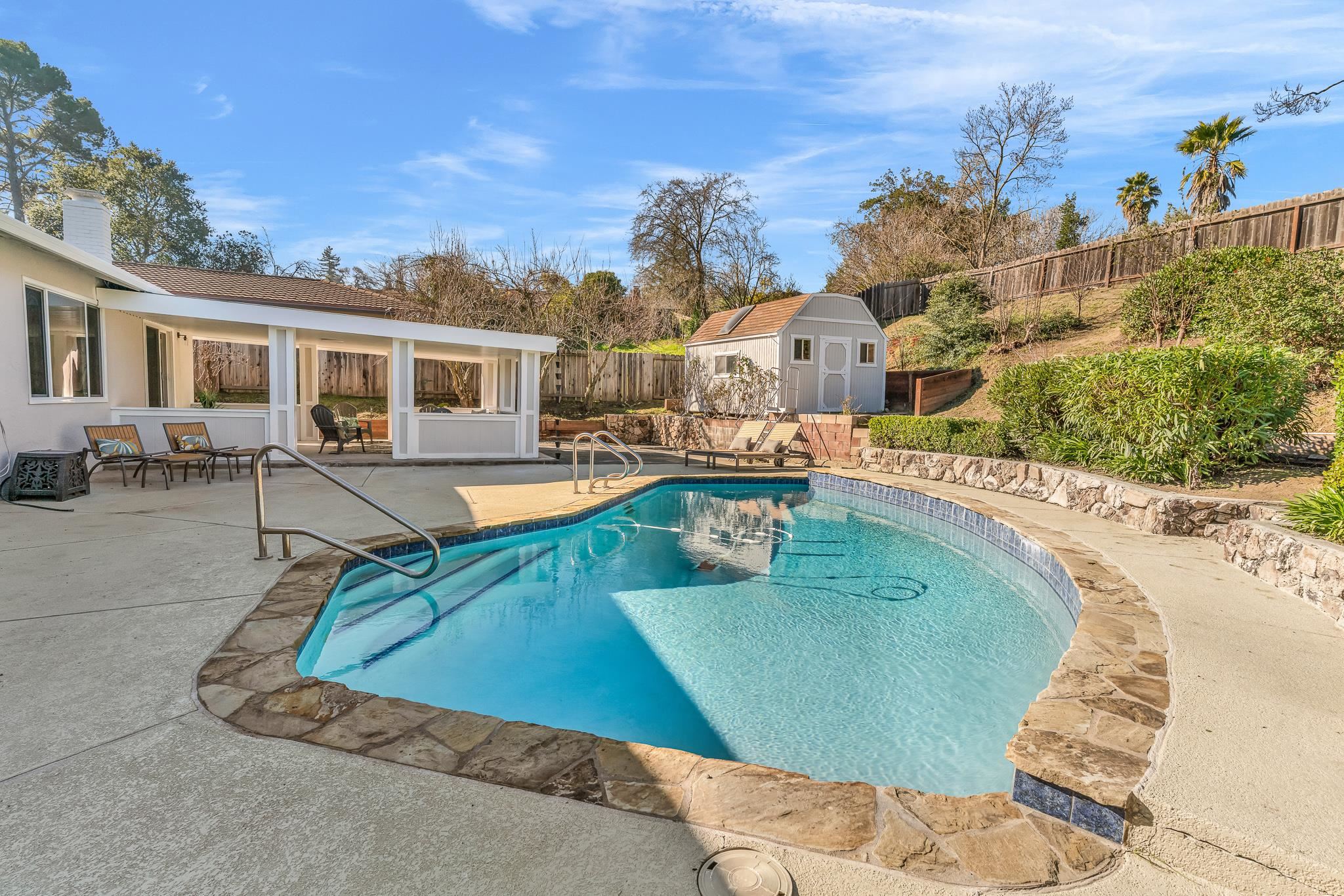 Detail Gallery Image 34 of 44 For 1021 Morello Ave, Martinez,  CA 94553 - 3 Beds | 2 Baths