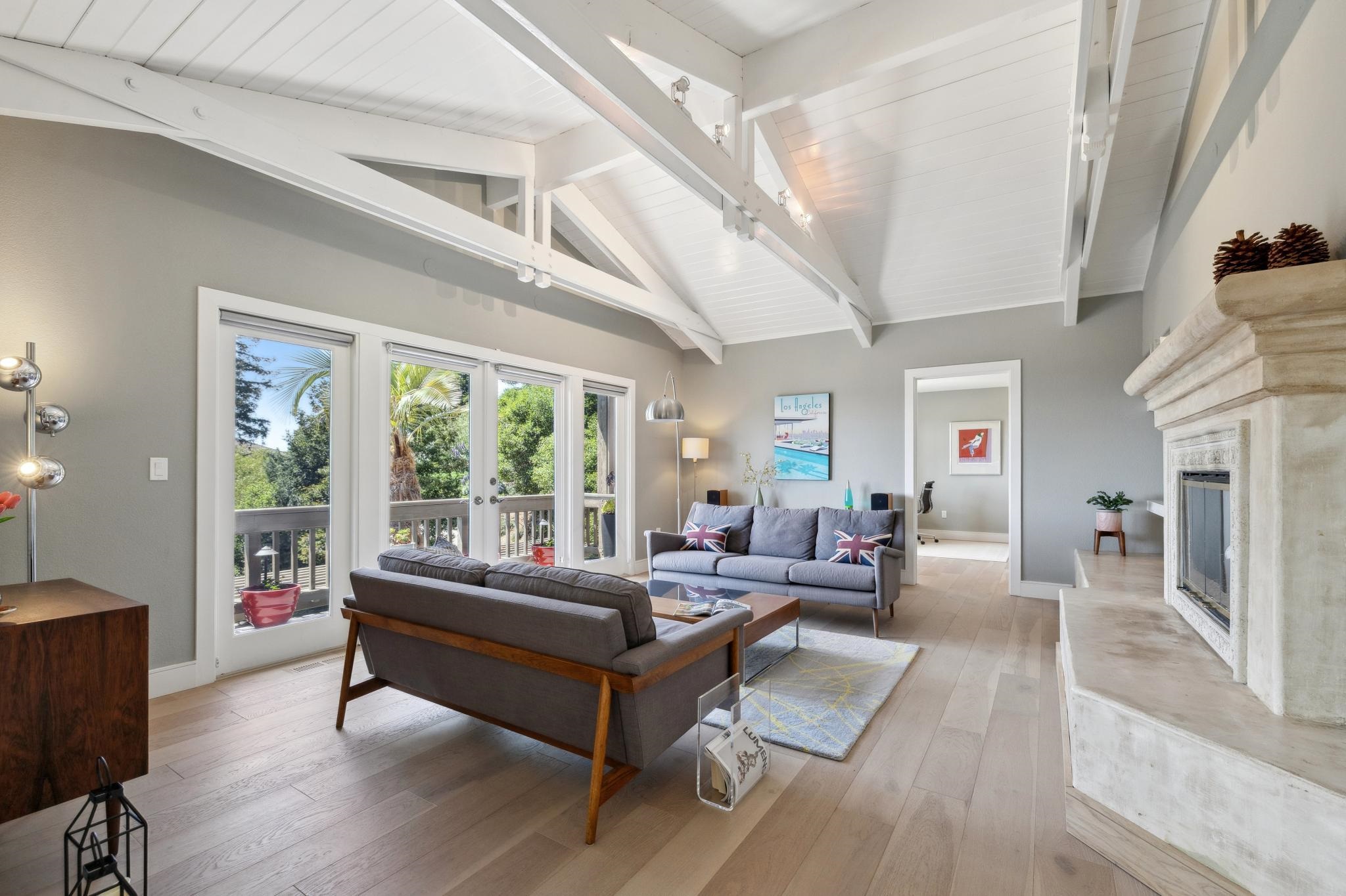Detail Gallery Image 3 of 60 For 260 Alvarado Rd, Berkeley,  CA 94705 - 4 Beds | 2/1 Baths