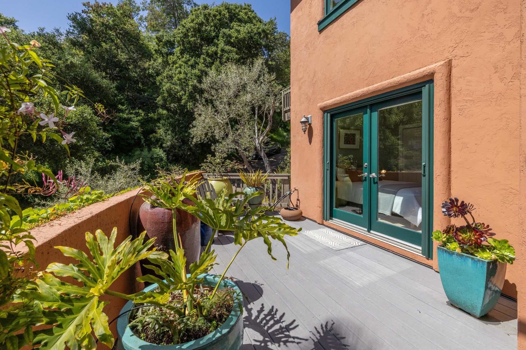 Detail Gallery Image 51 of 60 For 260 Alvarado Rd, Berkeley,  CA 94705 - 4 Beds | 2/1 Baths