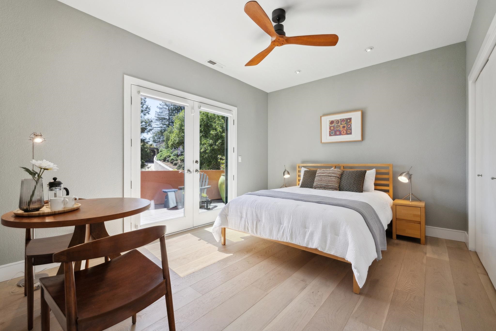 Detail Gallery Image 8 of 60 For 260 Alvarado Rd, Berkeley,  CA 94705 - 4 Beds | 2/1 Baths