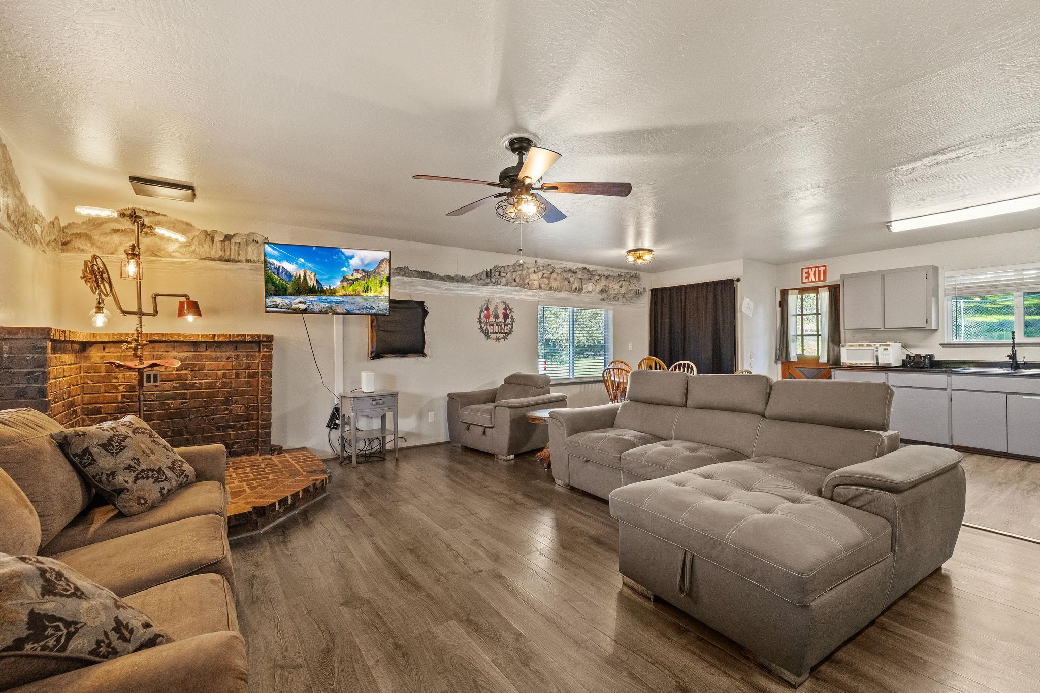 Detail Gallery Image 11 of 34 For 22941 Hudson Road, Columbia,  CA 95310 - 3 Beds | 3 Baths