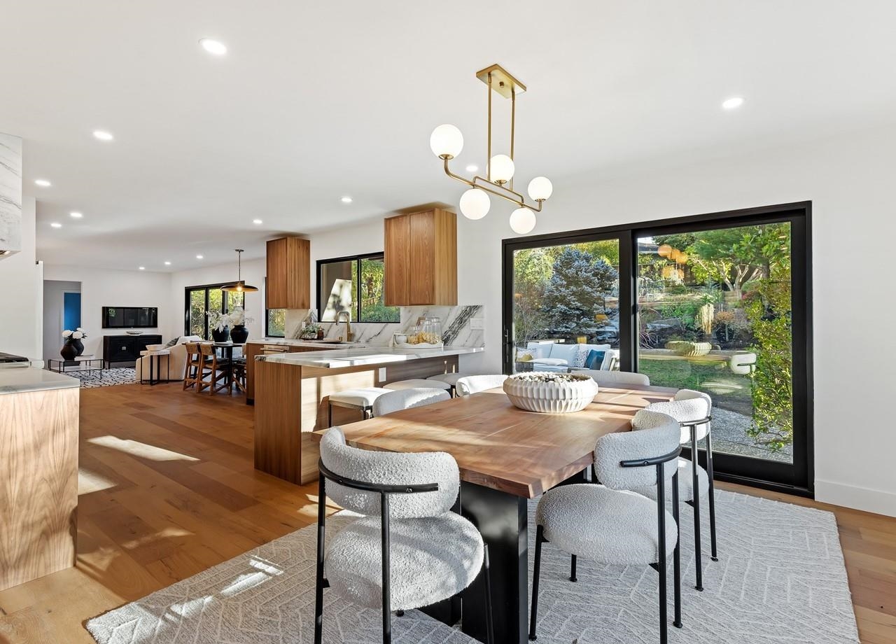 Detail Gallery Image 15 of 60 For 2530 Roundhill Dr, Alamo,  CA 94507 - 5 Beds | 3 Baths