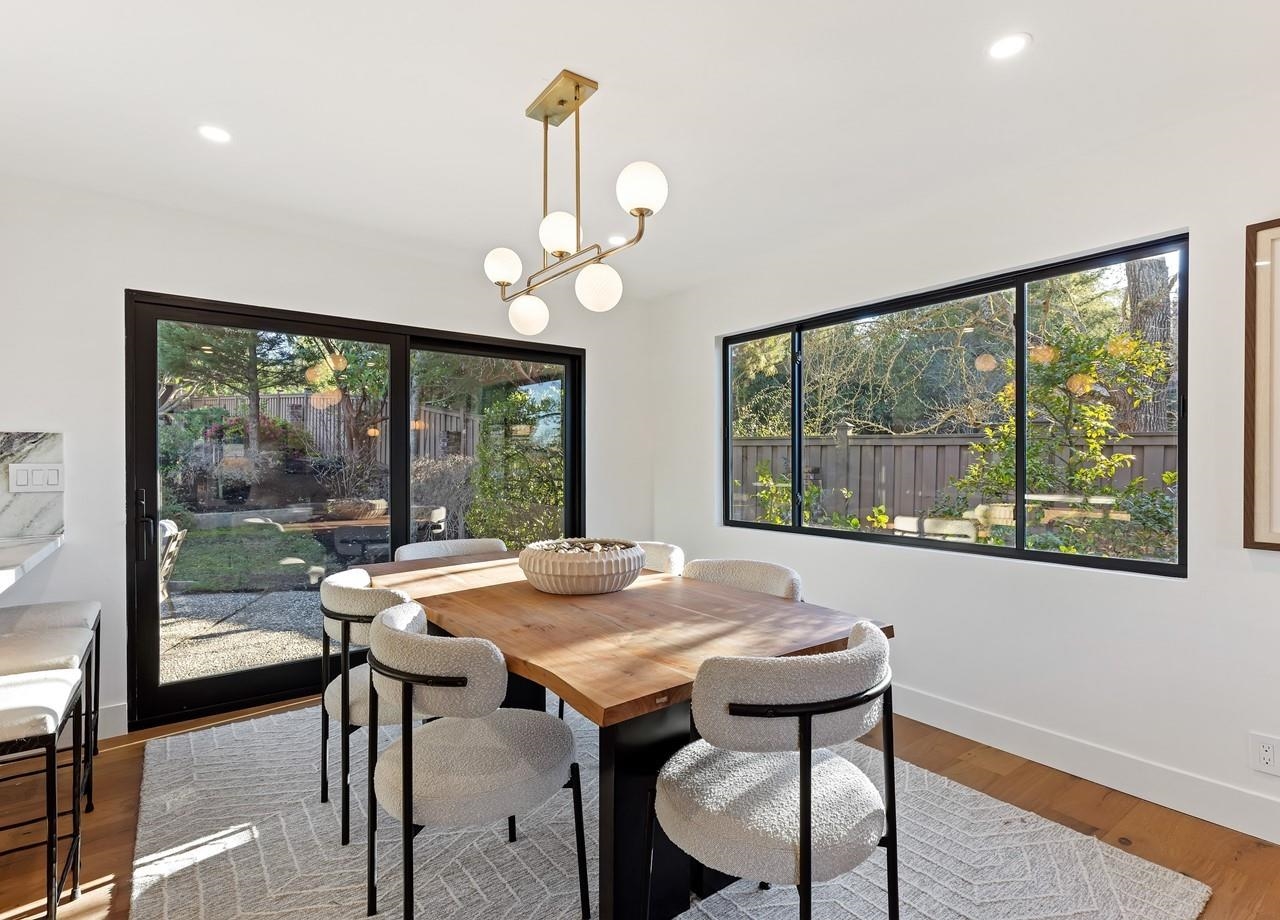 Detail Gallery Image 17 of 60 For 2530 Roundhill Dr, Alamo,  CA 94507 - 5 Beds | 3 Baths