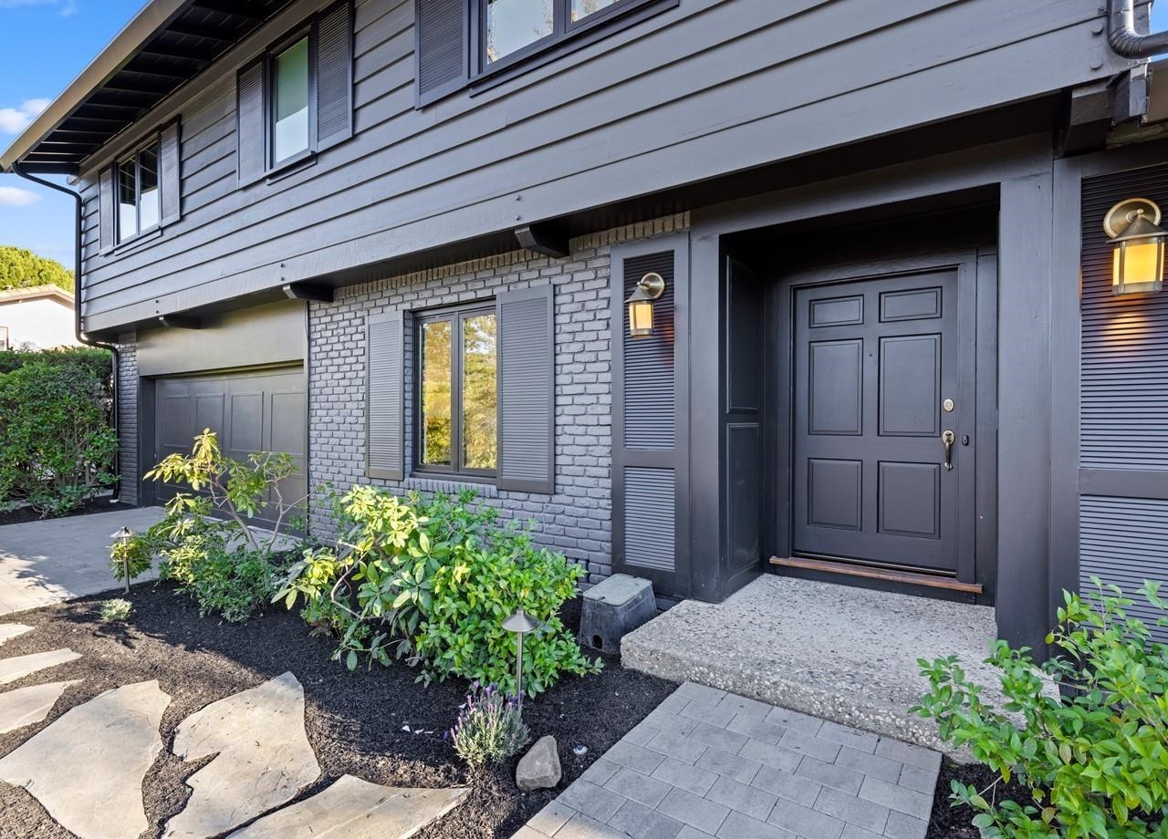 Detail Gallery Image 8 of 60 For 2530 Roundhill Dr, Alamo,  CA 94507 - 5 Beds | 3 Baths