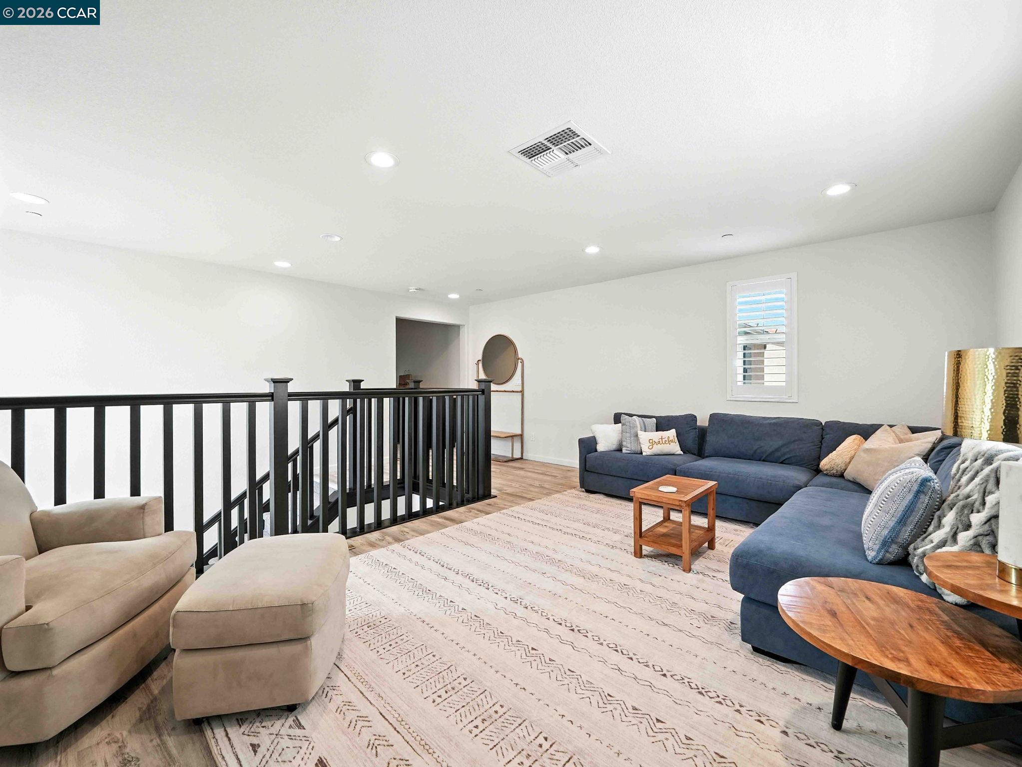 Detail Gallery Image 10 of 51 For 2433 Sanders Ln, Fairfield,  CA 94533 - 4 Beds | 2/1 Baths