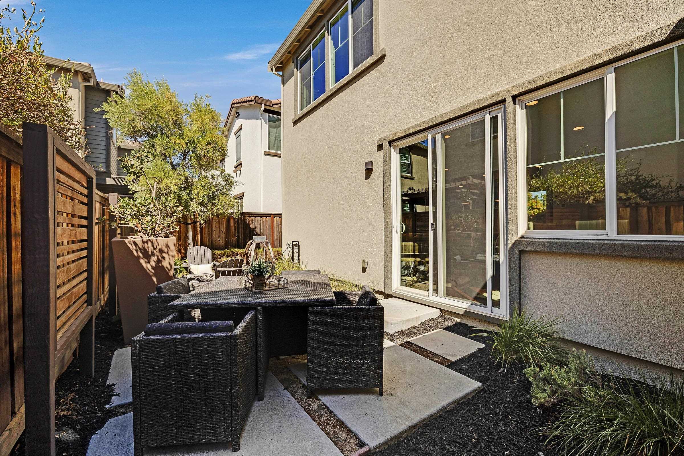 Detail Gallery Image 32 of 38 For 883 Barney Com, Livermore,  CA 94551 - 4 Beds | 3 Baths