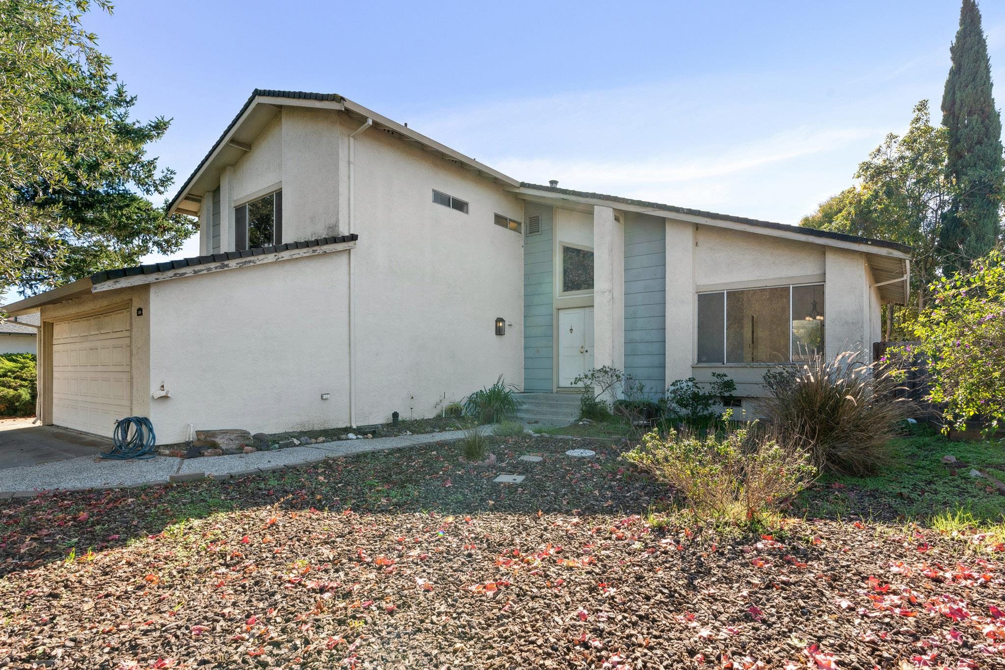 Detail Gallery Image 2 of 40 For 1204 Stirling Dr, Rodeo,  CA 94572 - 4 Beds | 3 Baths