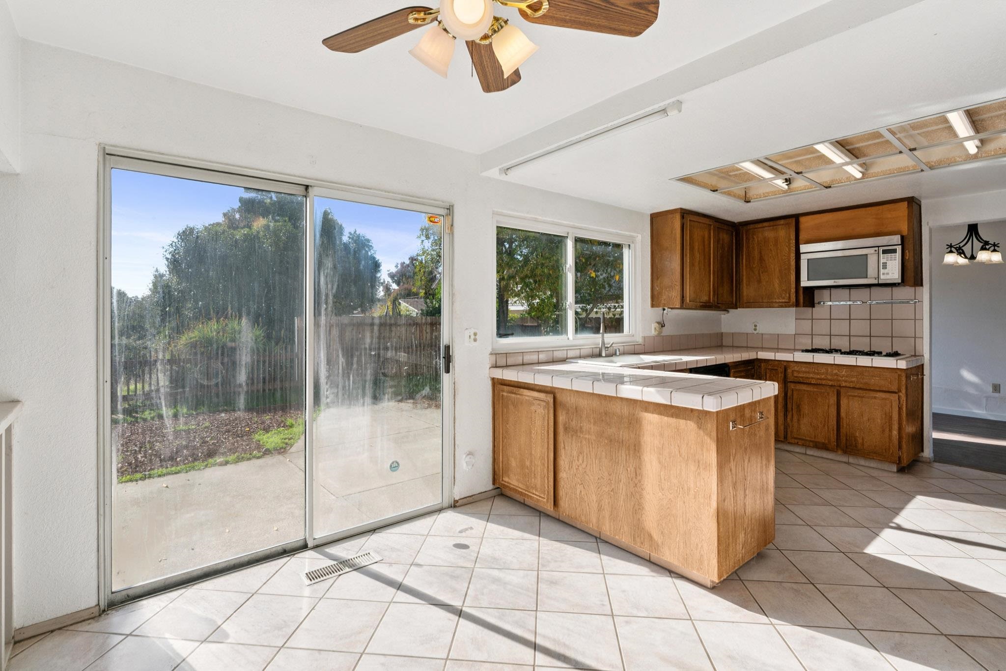 Detail Gallery Image 13 of 40 For 1204 Stirling Dr, Rodeo,  CA 94572 - 4 Beds | 3 Baths