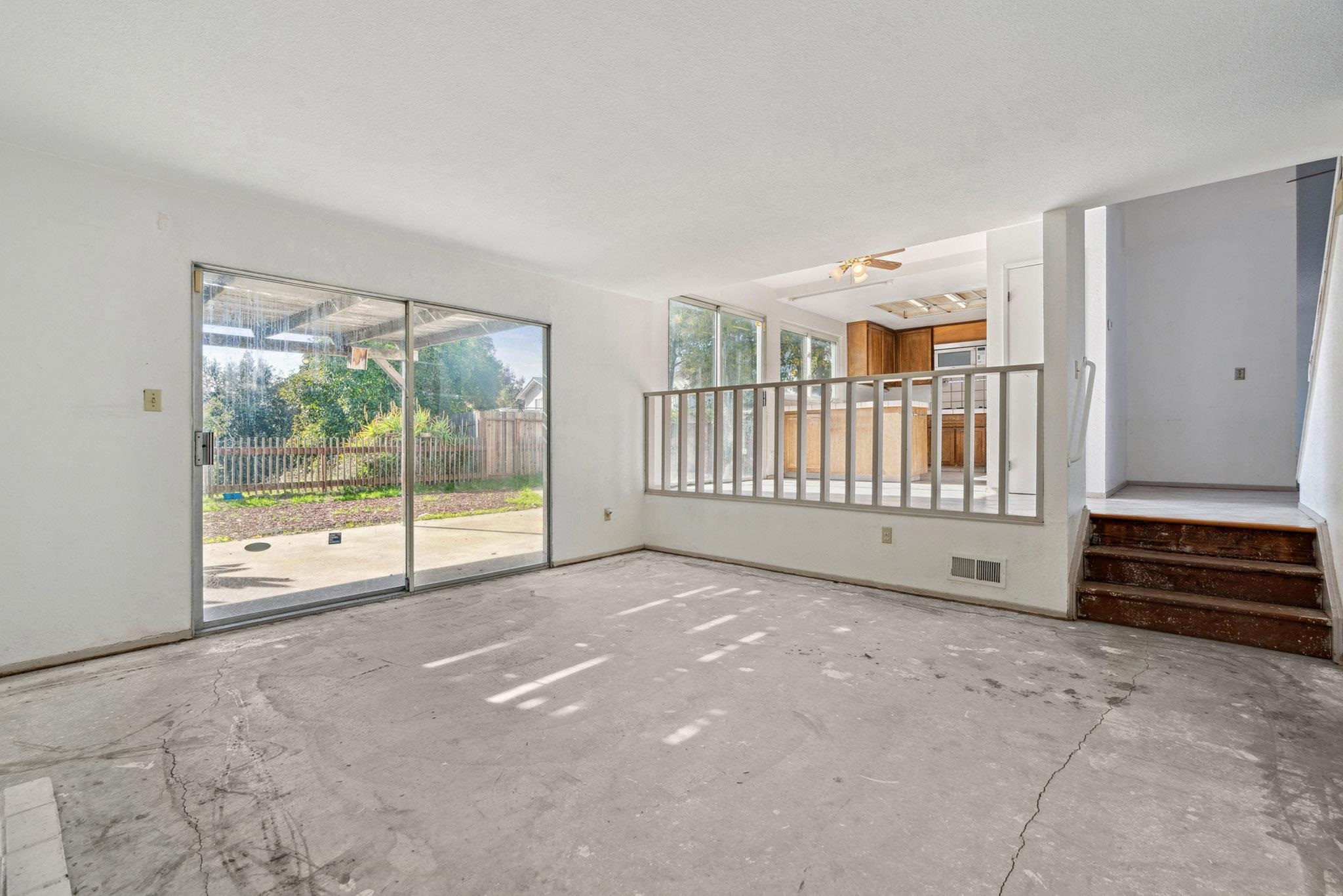 Detail Gallery Image 17 of 40 For 1204 Stirling Dr, Rodeo,  CA 94572 - 4 Beds | 3 Baths