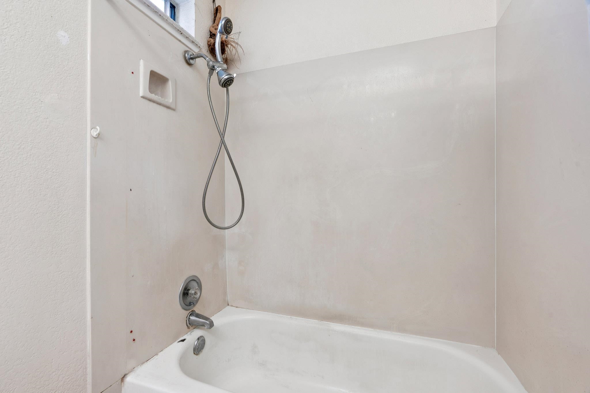 Detail Gallery Image 31 of 40 For 1204 Stirling Dr, Rodeo,  CA 94572 - 4 Beds | 3 Baths