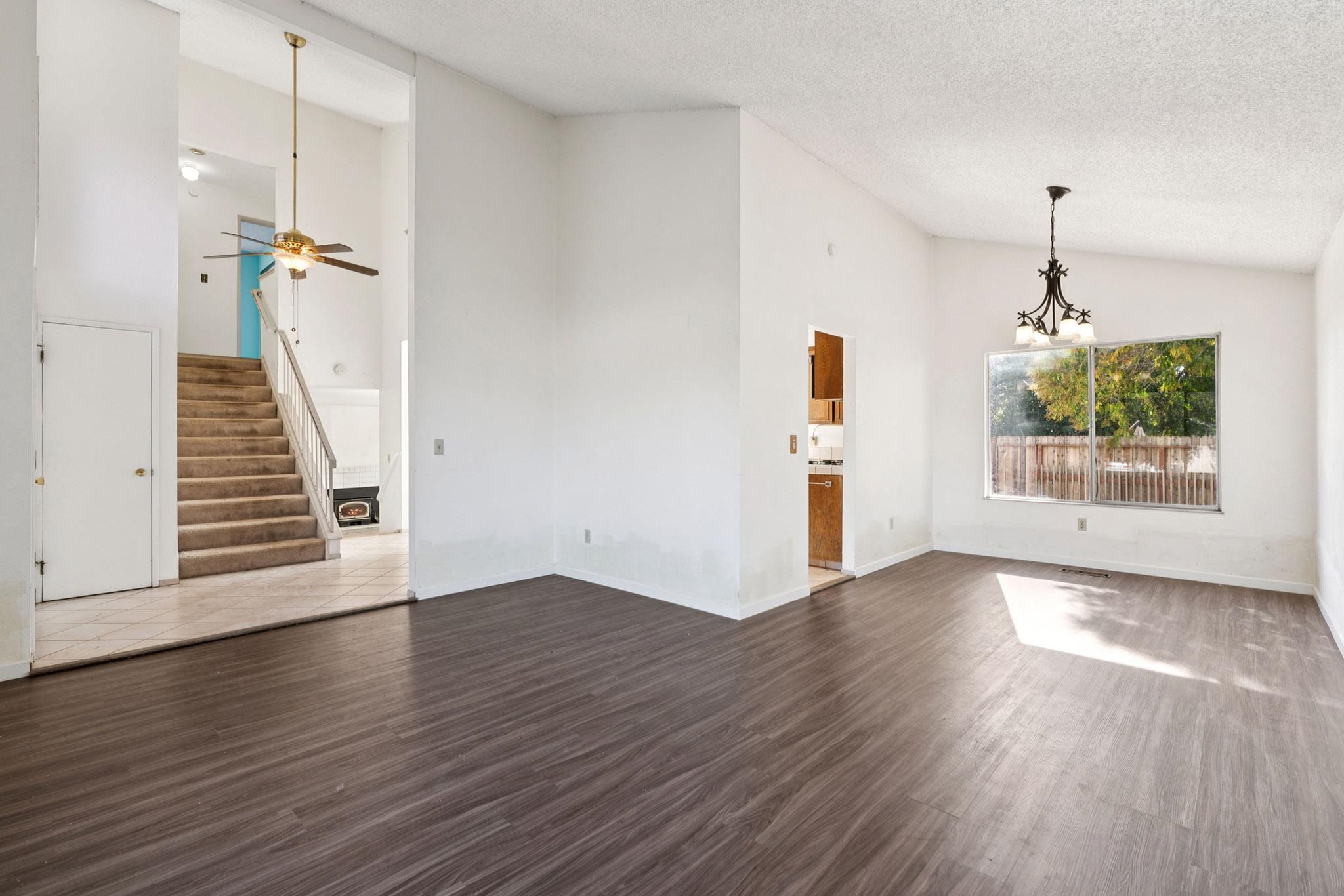 Detail Gallery Image 6 of 40 For 1204 Stirling Dr, Rodeo,  CA 94572 - 4 Beds | 3 Baths