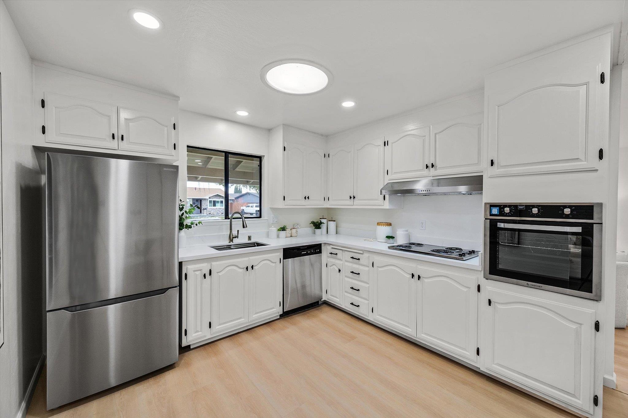 Detail Gallery Image 8 of 30 For 39754 Plumas Way, Fremont,  CA 94538 - 3 Beds | 2 Baths