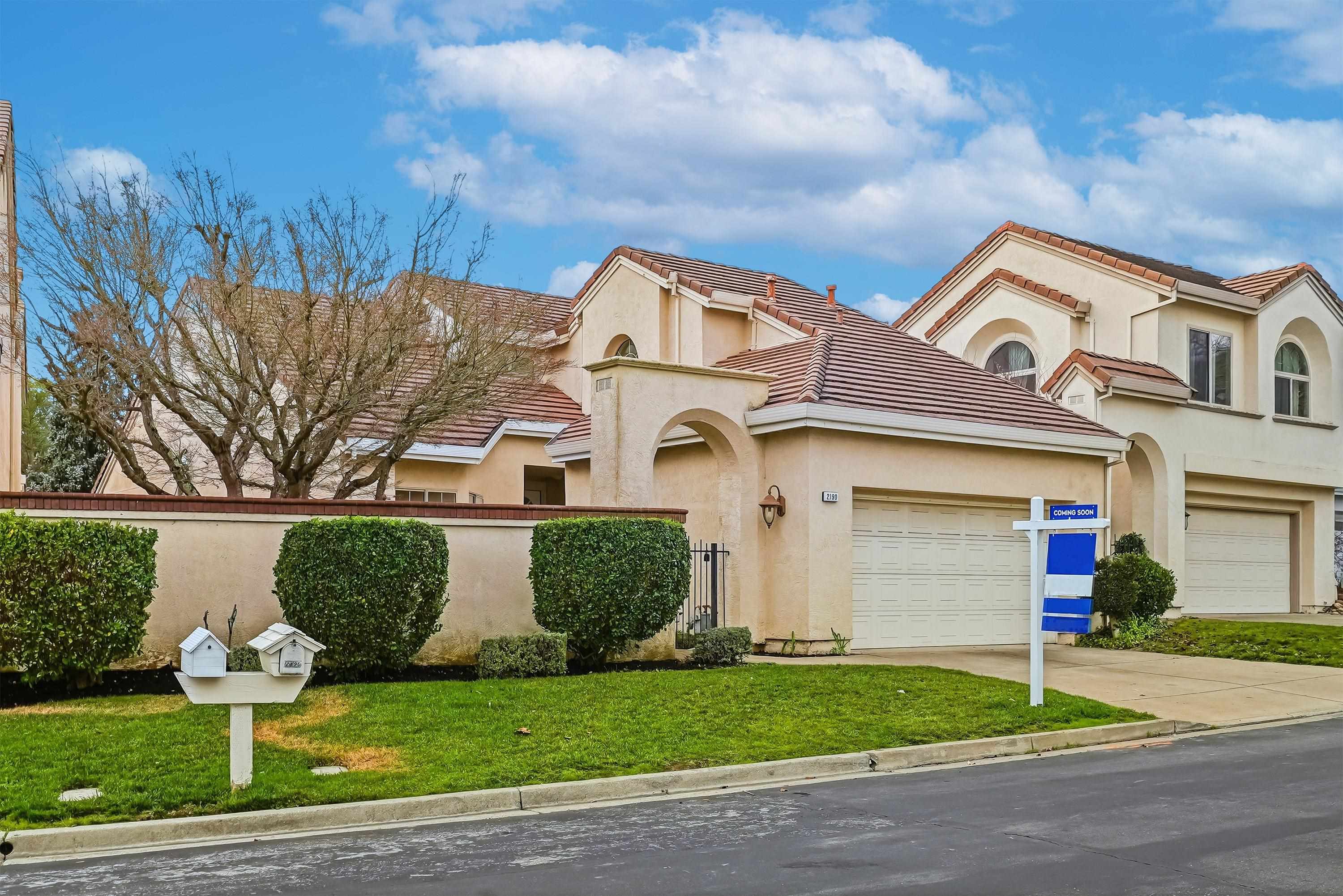 Detail Gallery Image 3 of 56 For 2190 Canyon Lakes Dr, San Ramon,  CA 94582 - 3 Beds | 3 Baths