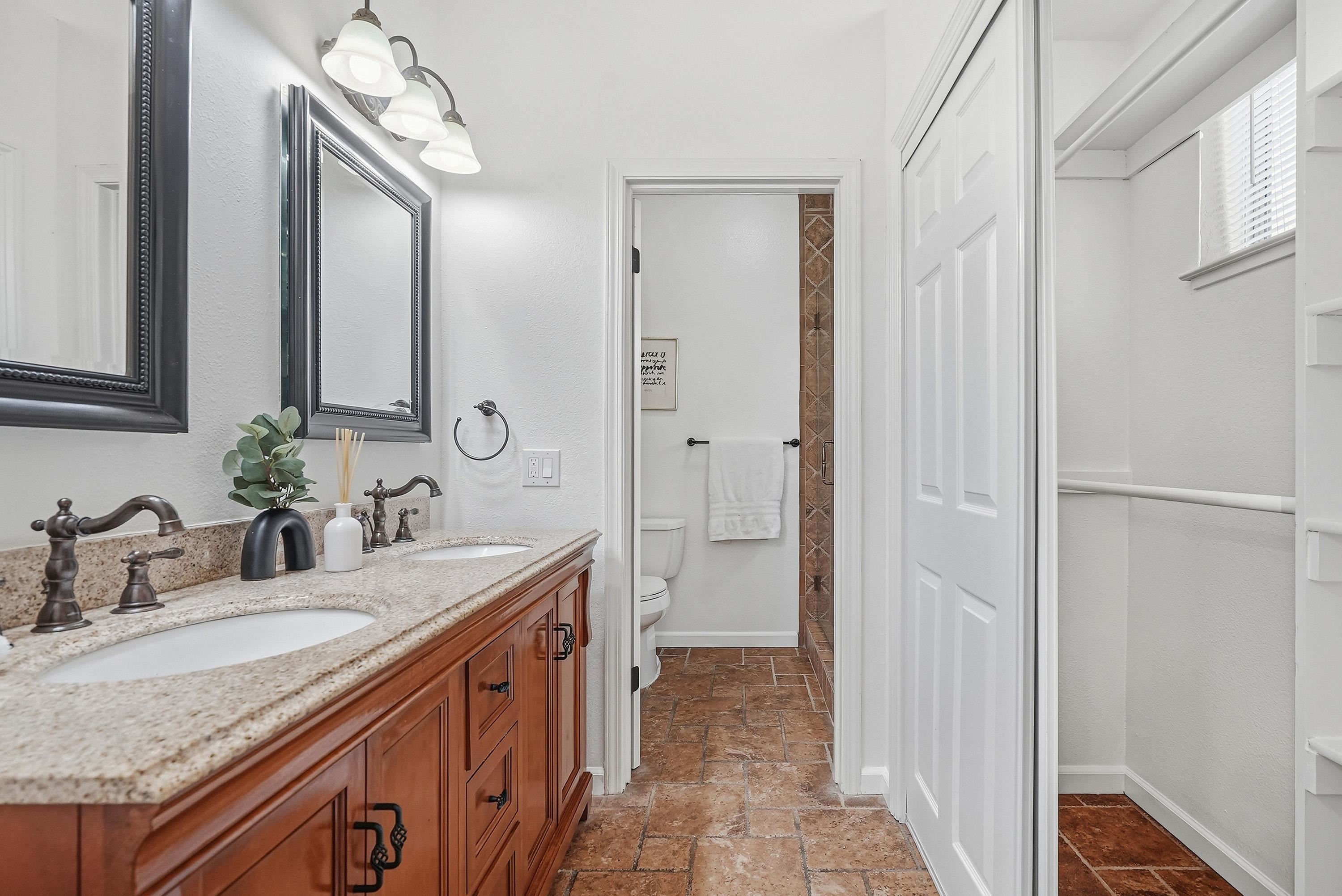 Detail Gallery Image 22 of 56 For 2190 Canyon Lakes Dr, San Ramon,  CA 94582 - 3 Beds | 3 Baths