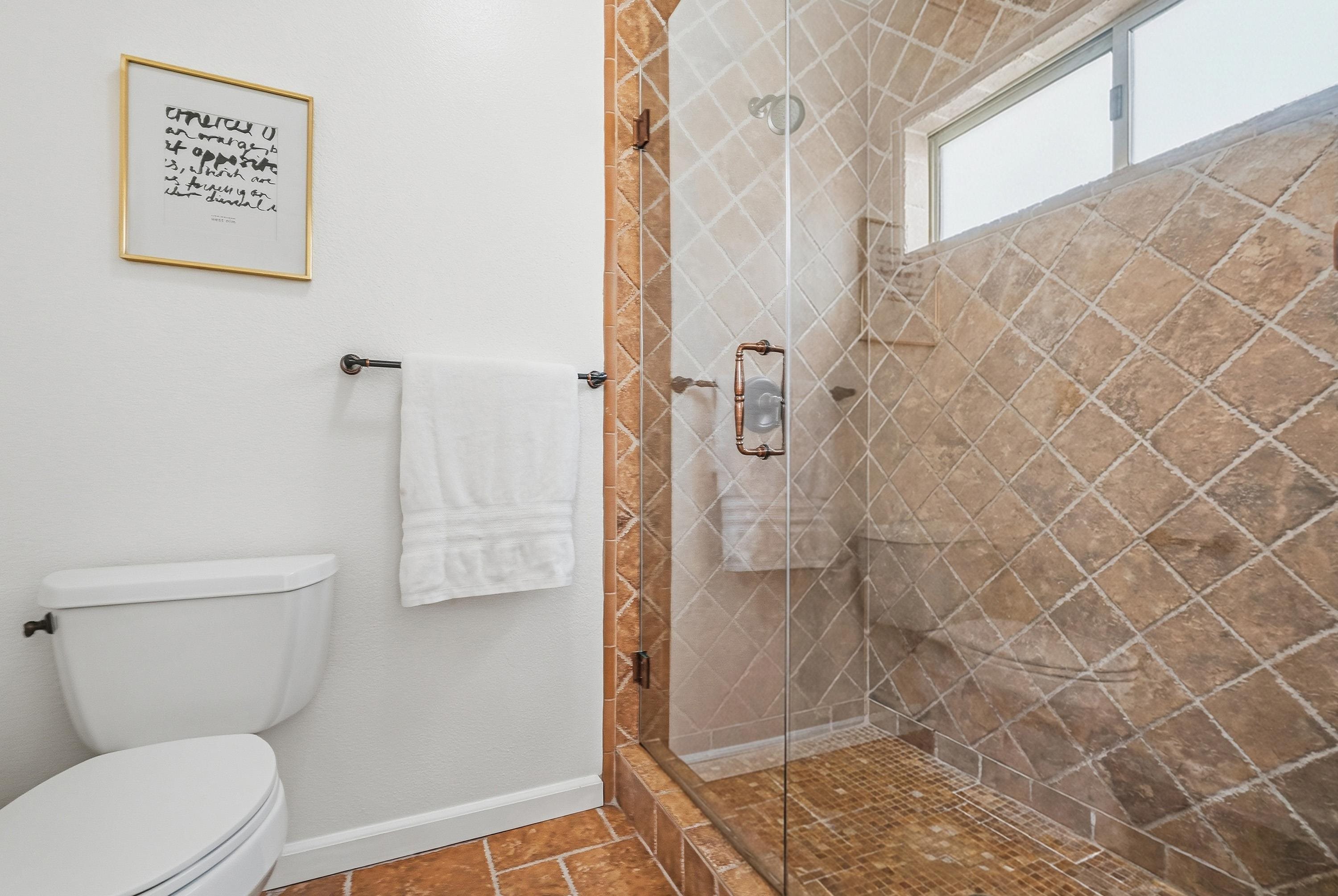 Detail Gallery Image 23 of 56 For 2190 Canyon Lakes Dr, San Ramon,  CA 94582 - 3 Beds | 3 Baths