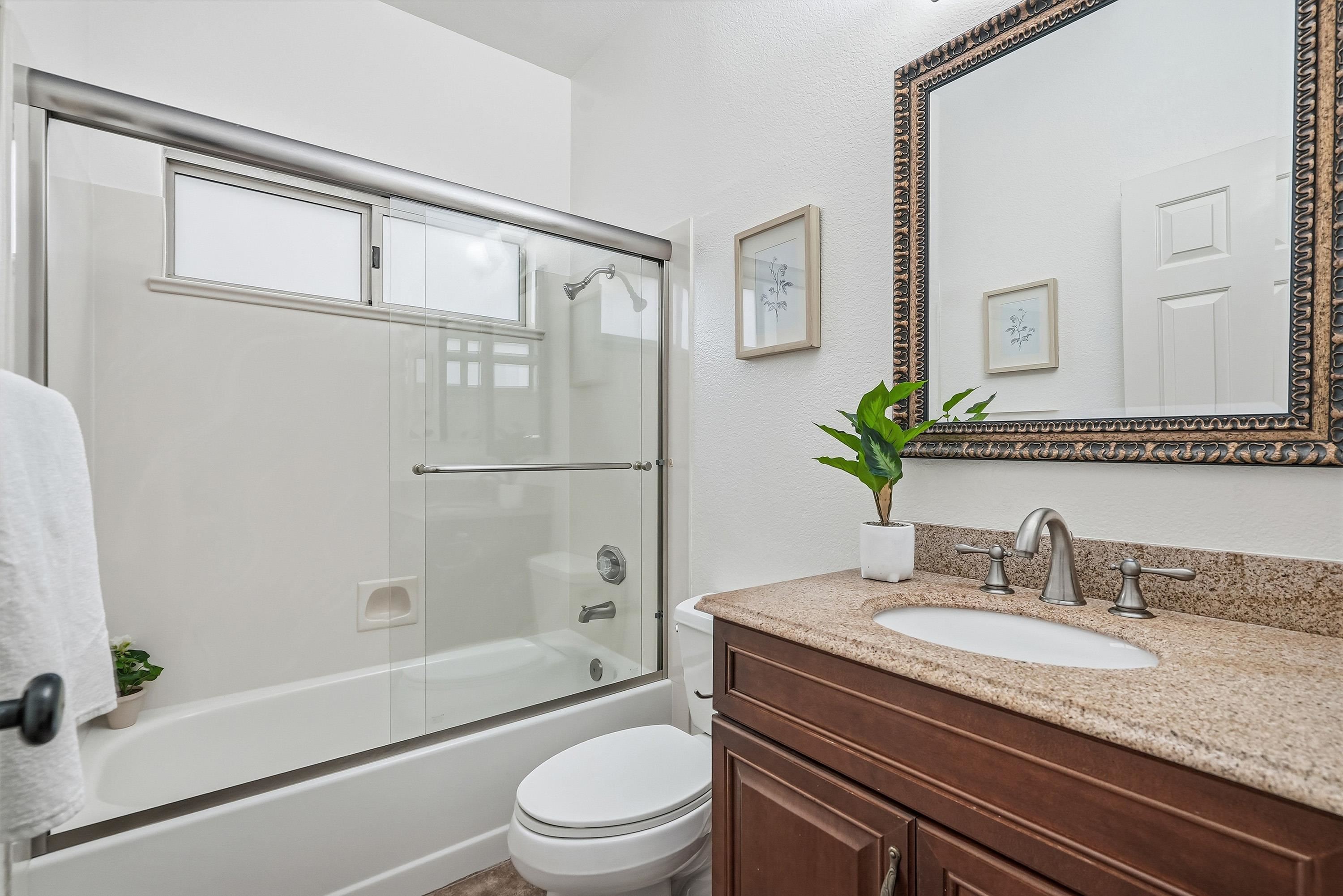 Detail Gallery Image 25 of 56 For 2190 Canyon Lakes Dr, San Ramon,  CA 94582 - 3 Beds | 3 Baths