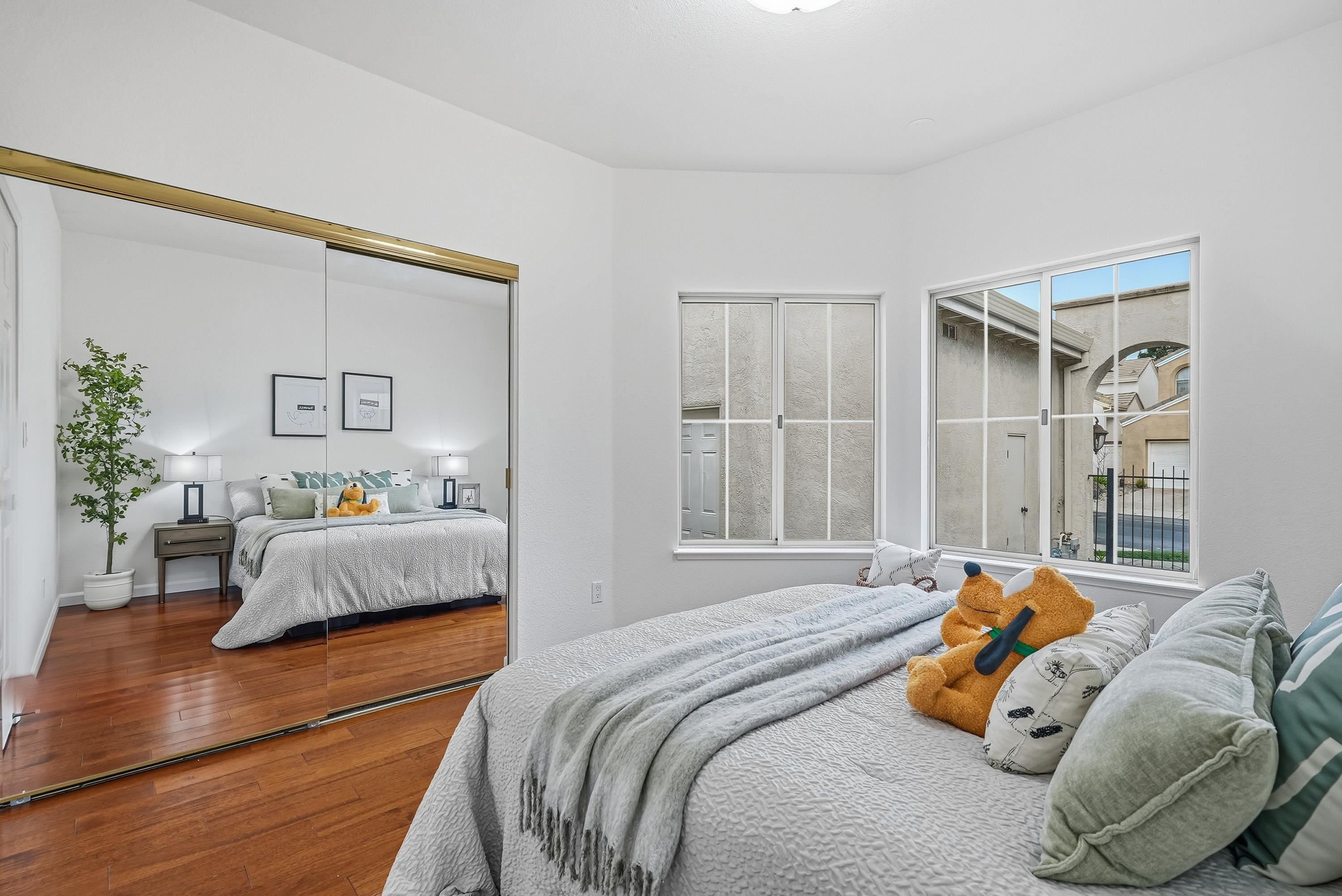 Detail Gallery Image 27 of 56 For 2190 Canyon Lakes Dr, San Ramon,  CA 94582 - 3 Beds | 3 Baths