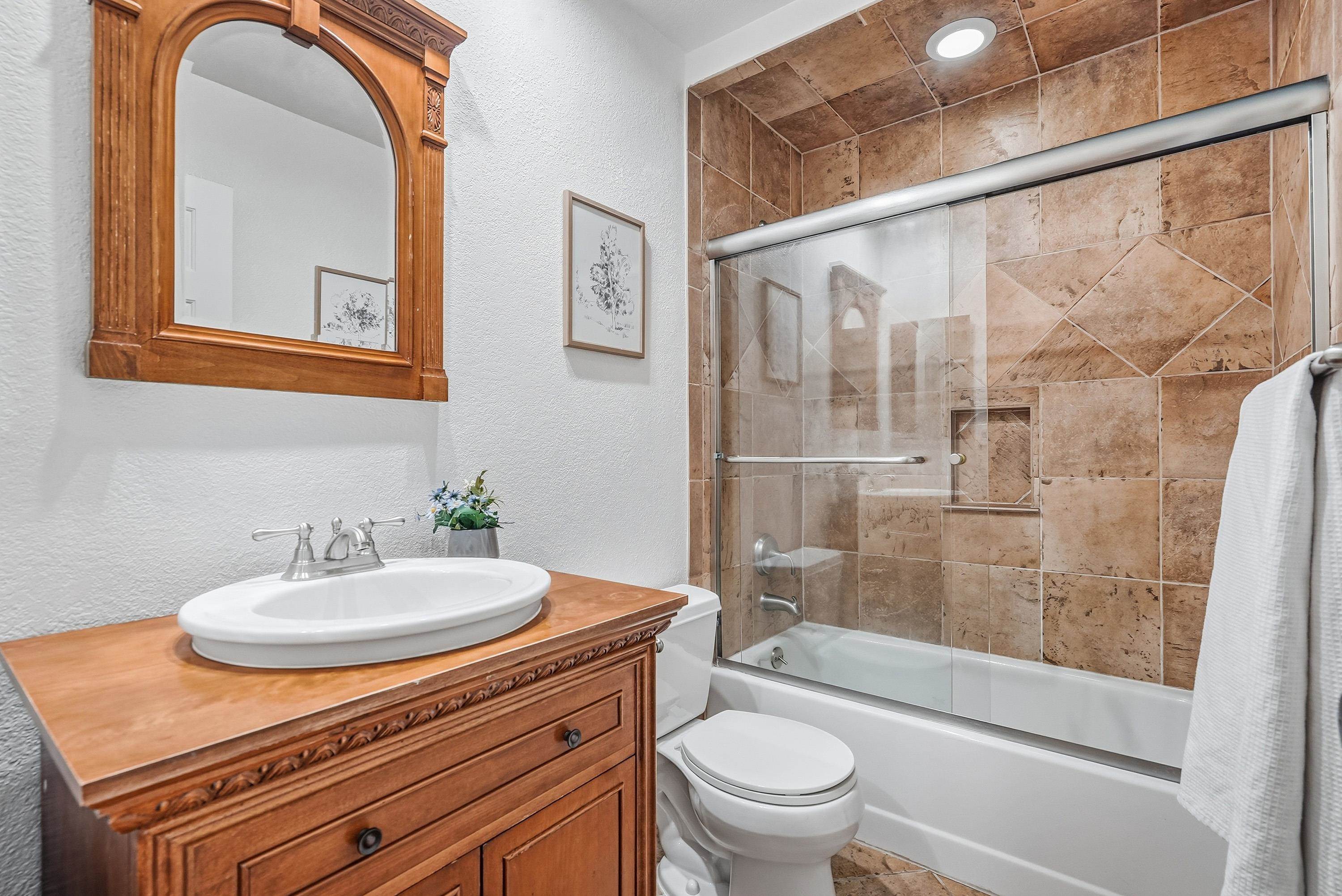 Detail Gallery Image 36 of 56 For 2190 Canyon Lakes Dr, San Ramon,  CA 94582 - 3 Beds | 3 Baths