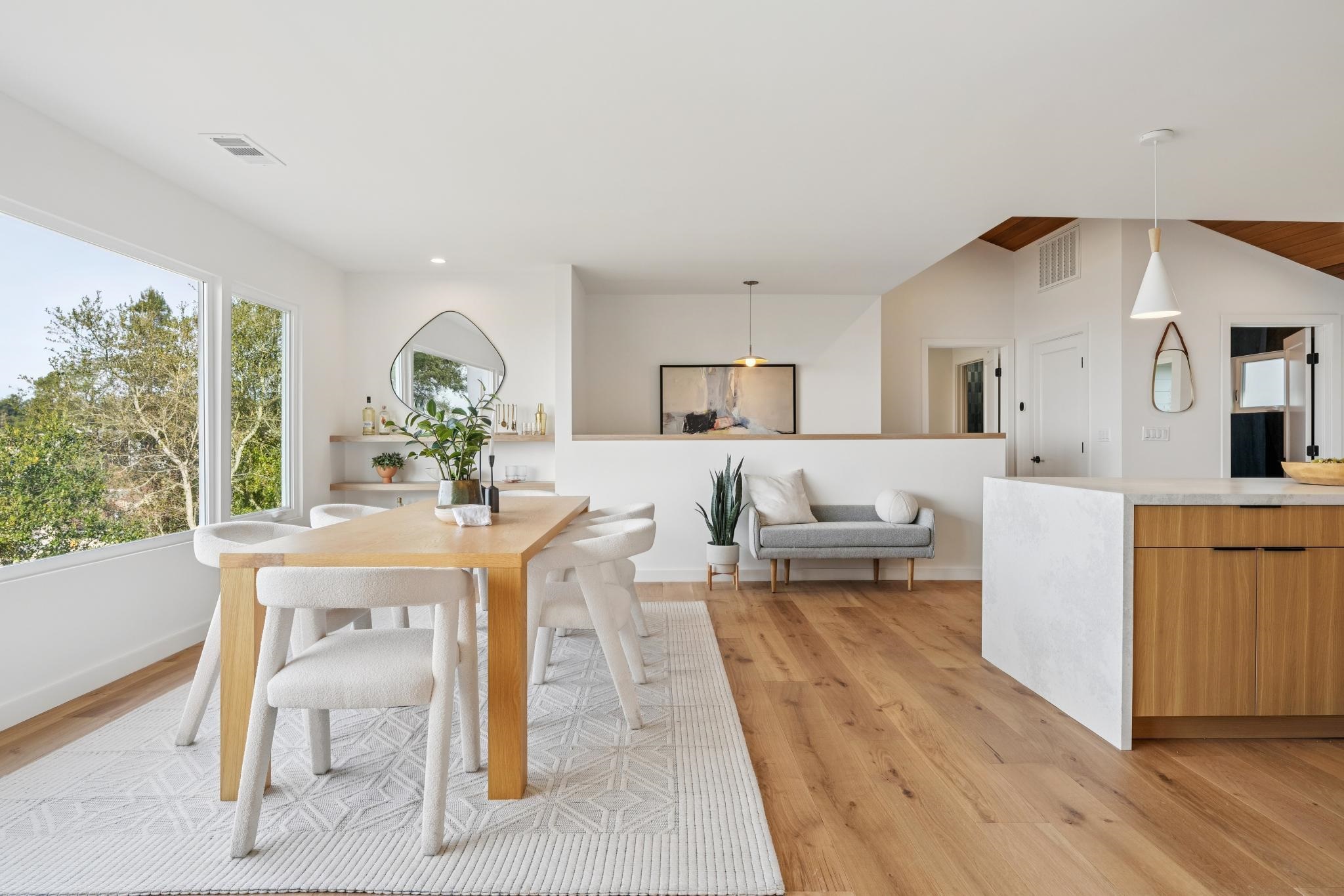 Detail Gallery Image 20 of 49 For 582 Euclid Ave, Berkeley,  CA 94708 - 3 Beds | 2/1 Baths