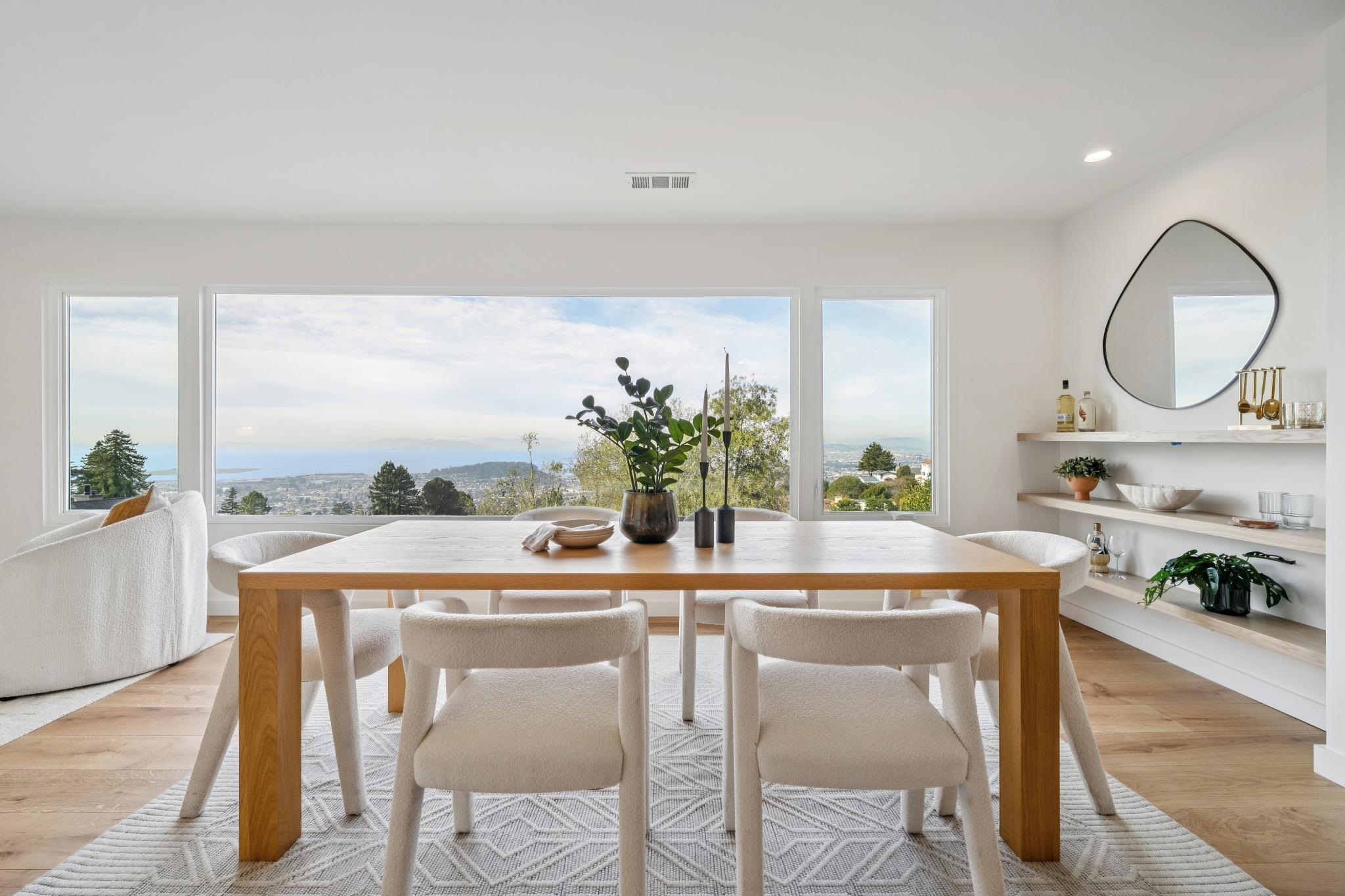 Detail Gallery Image 22 of 49 For 582 Euclid Ave, Berkeley,  CA 94708 - 3 Beds | 2/1 Baths