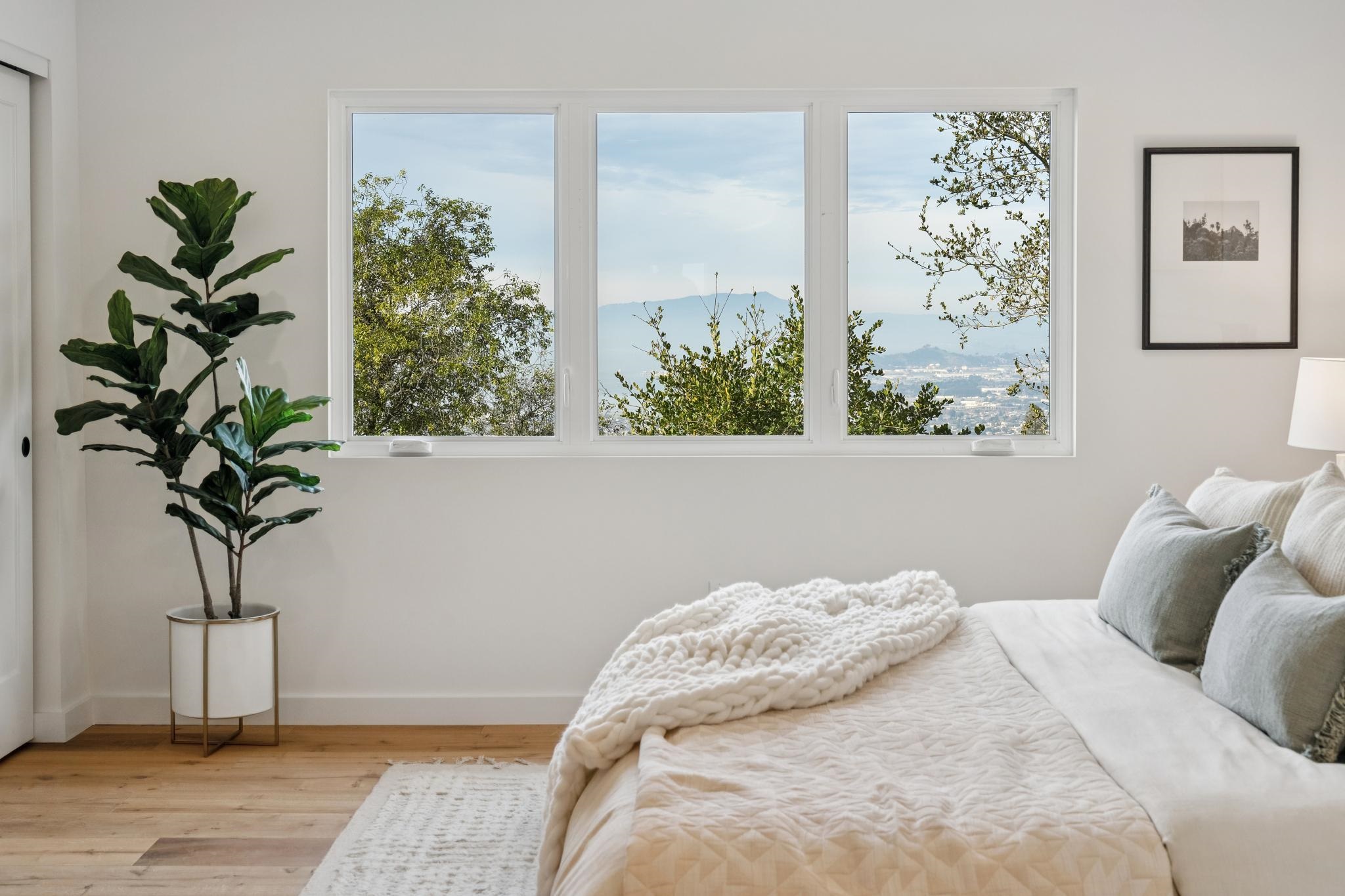 Detail Gallery Image 28 of 49 For 582 Euclid Ave, Berkeley,  CA 94708 - 3 Beds | 2/1 Baths