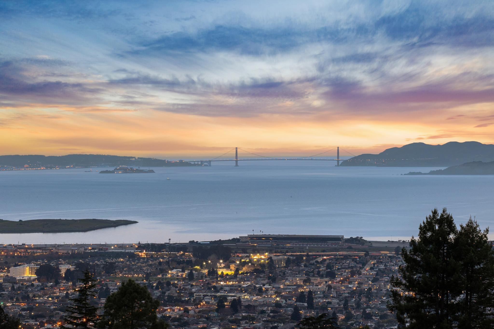 Detail Gallery Image 7 of 49 For 582 Euclid Ave, Berkeley,  CA 94708 - 3 Beds | 2/1 Baths