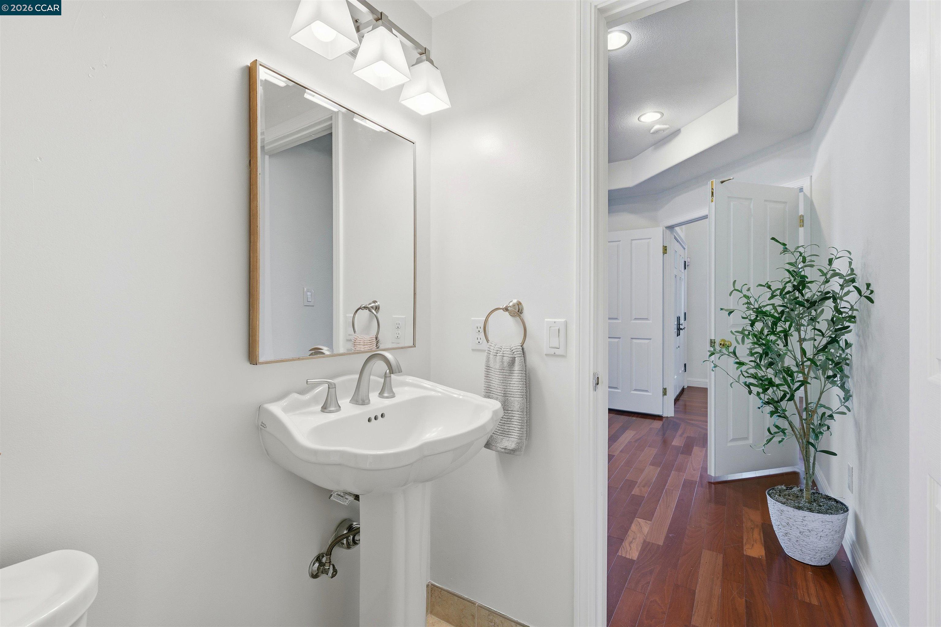 Detail Gallery Image 21 of 50 For 122 Briar Pl, Danville,  CA 94526 - 5 Beds | 3 Baths