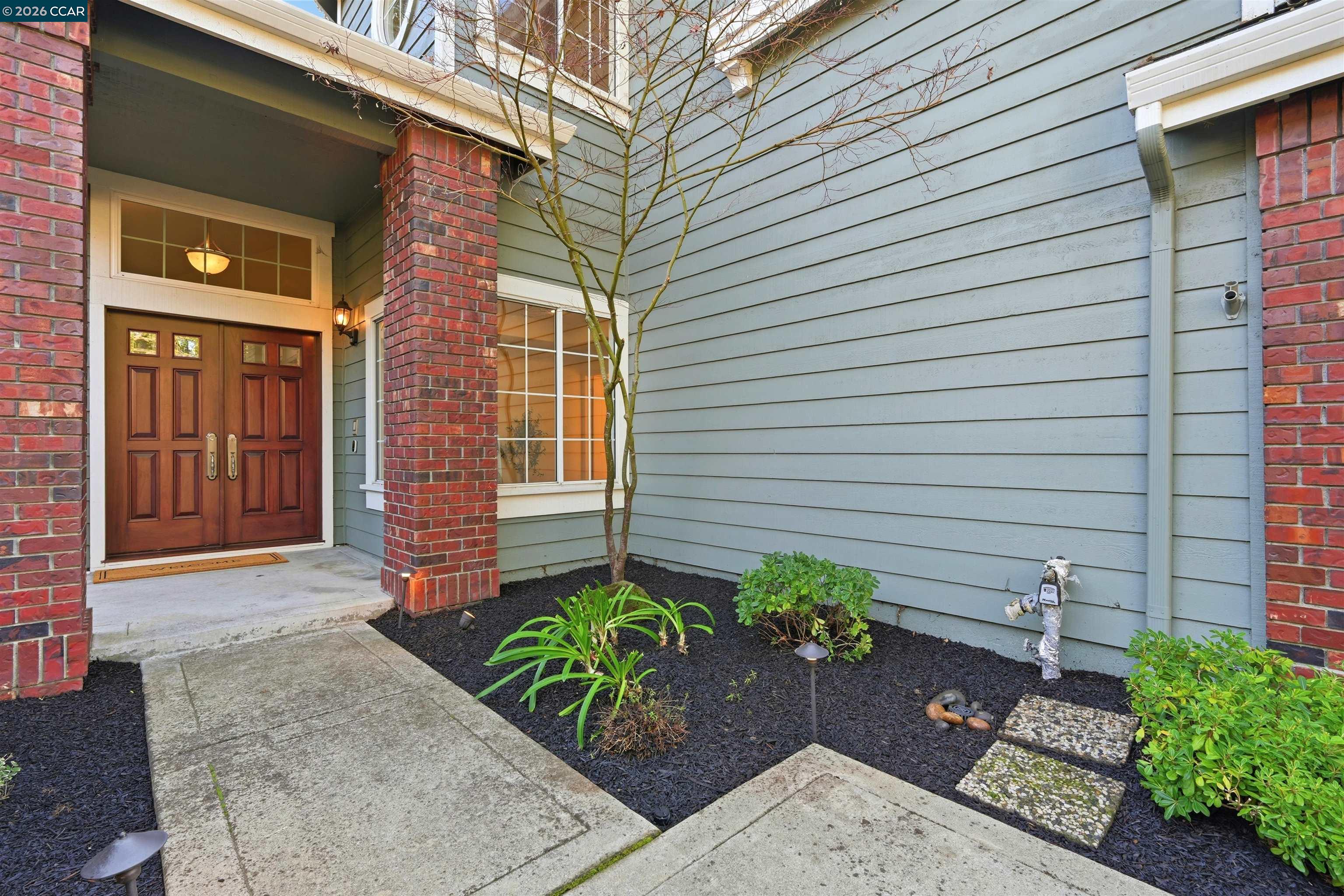 Detail Gallery Image 4 of 50 For 122 Briar Pl, Danville,  CA 94526 - 5 Beds | 3 Baths